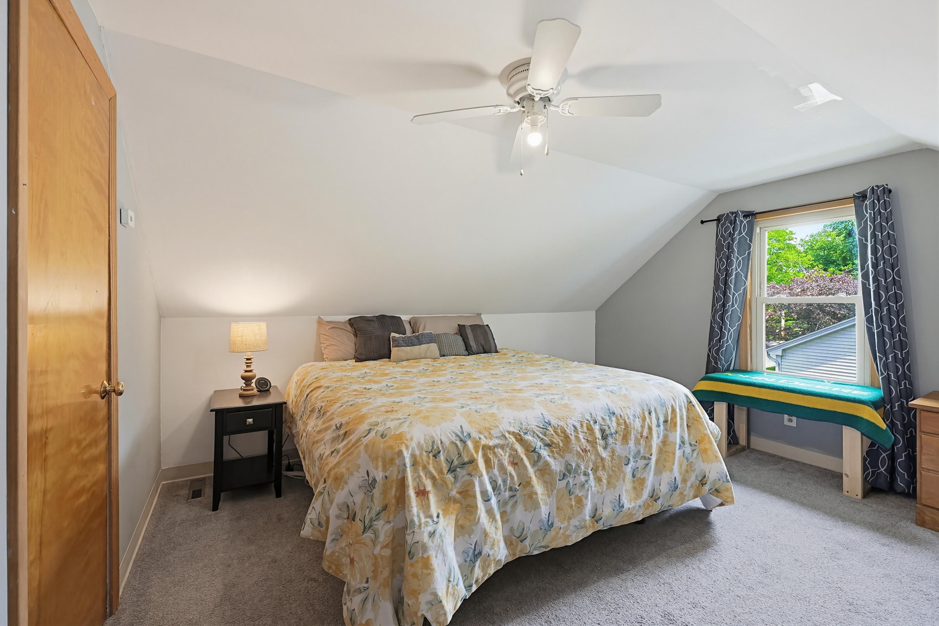 175 Peak St, Manchester, NH 03104
