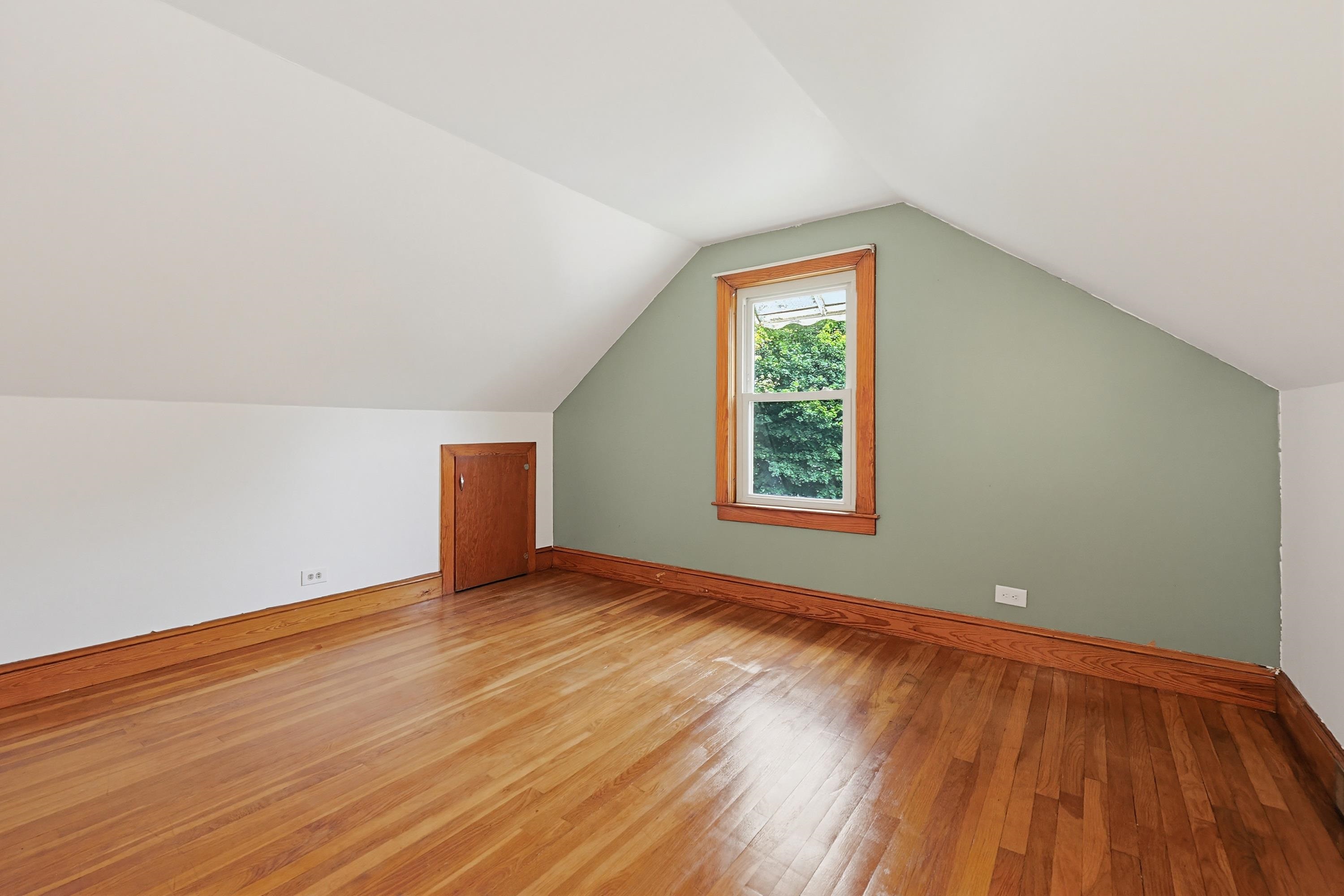 175 Peak St, Manchester, NH 03104