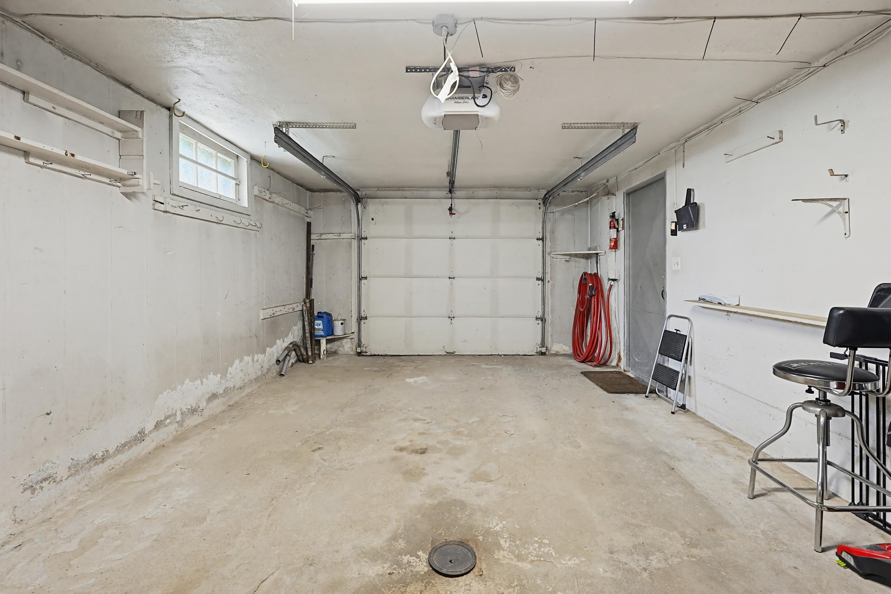 175 Peak St, Manchester, NH 03104