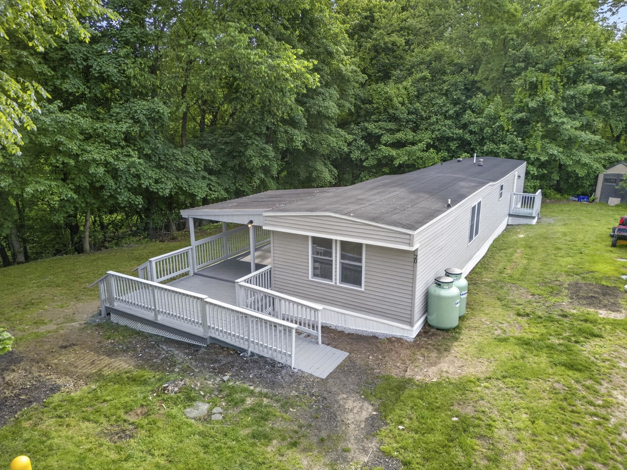 85 Coffin Rd, Epping, NH 03042