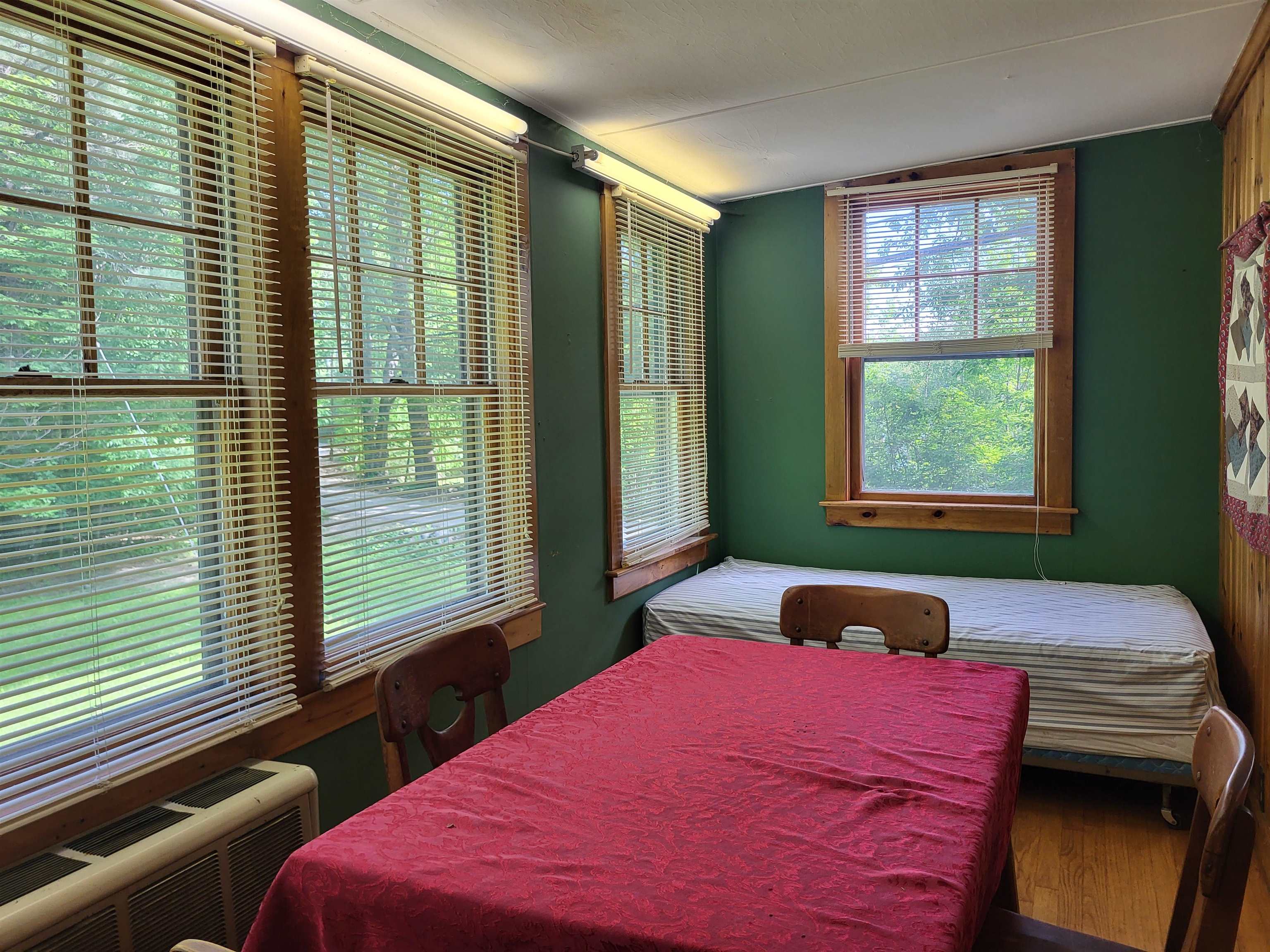 143 Martin Rd, Weare, NH 03281