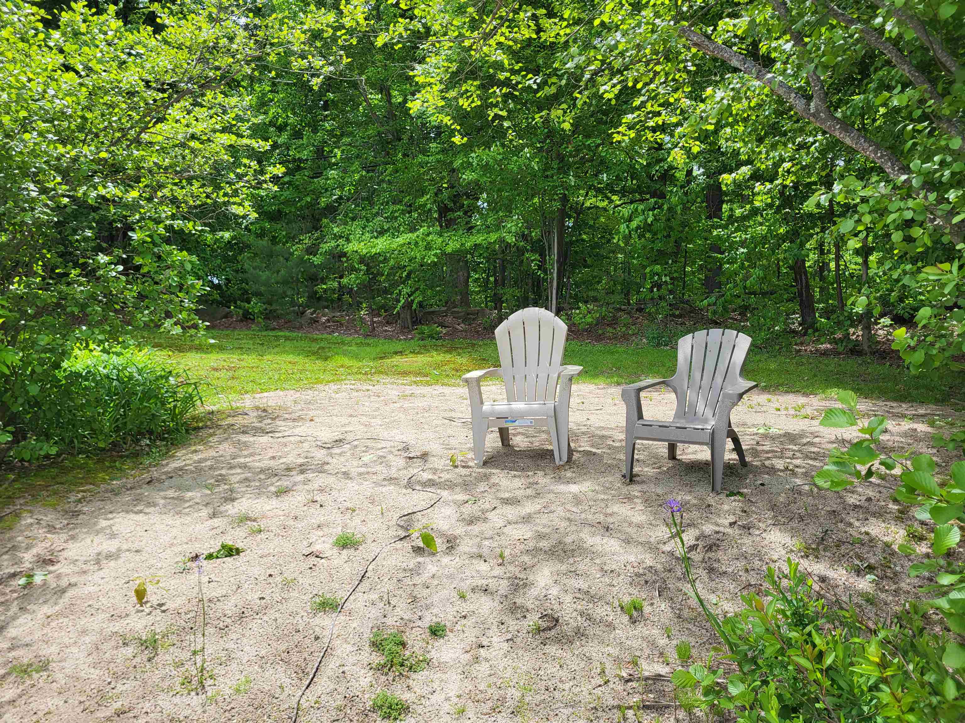 136 Martin Rd, Weare, NH 03281