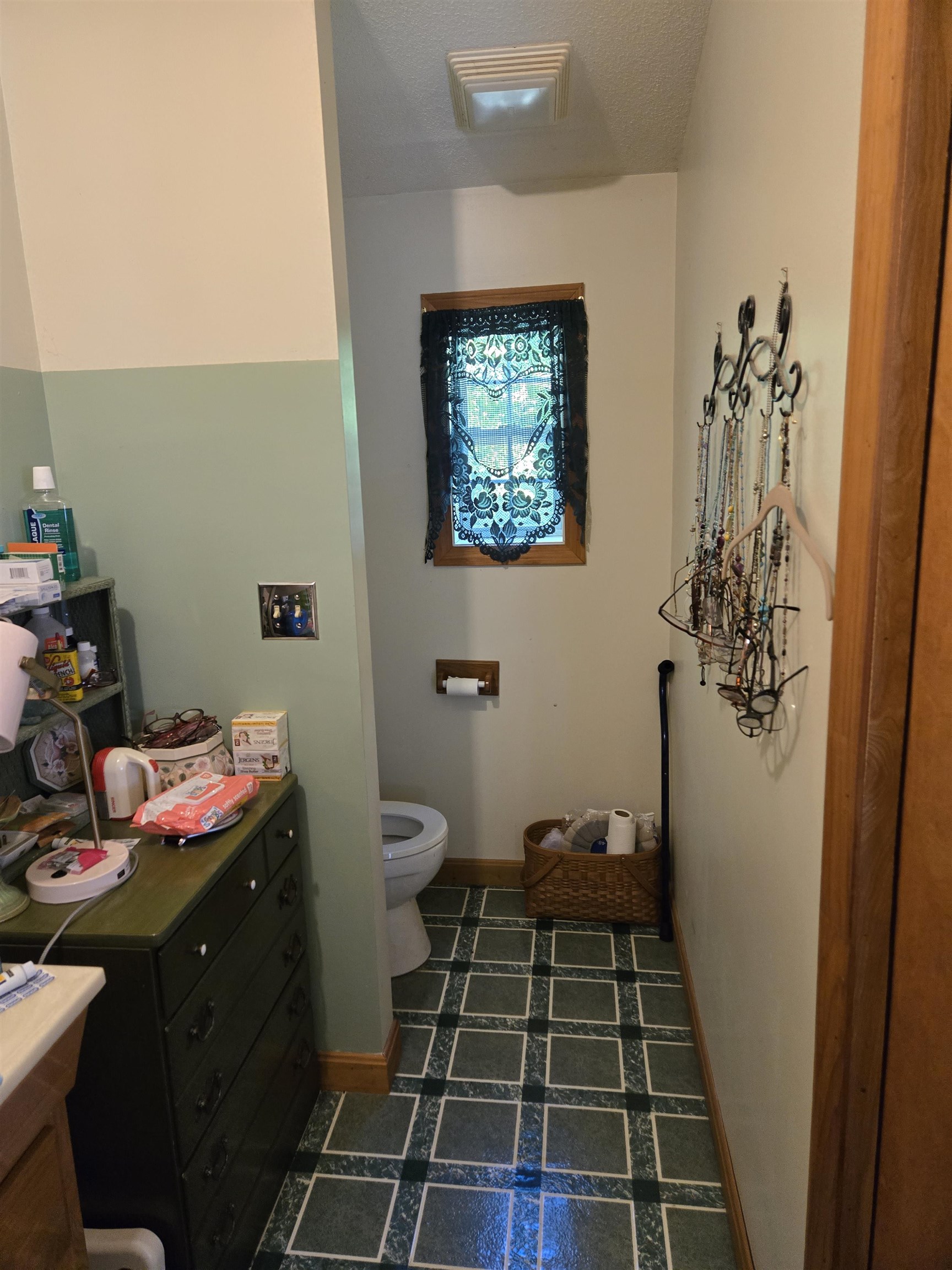 Primary Bathroom - 2nd view 25438938