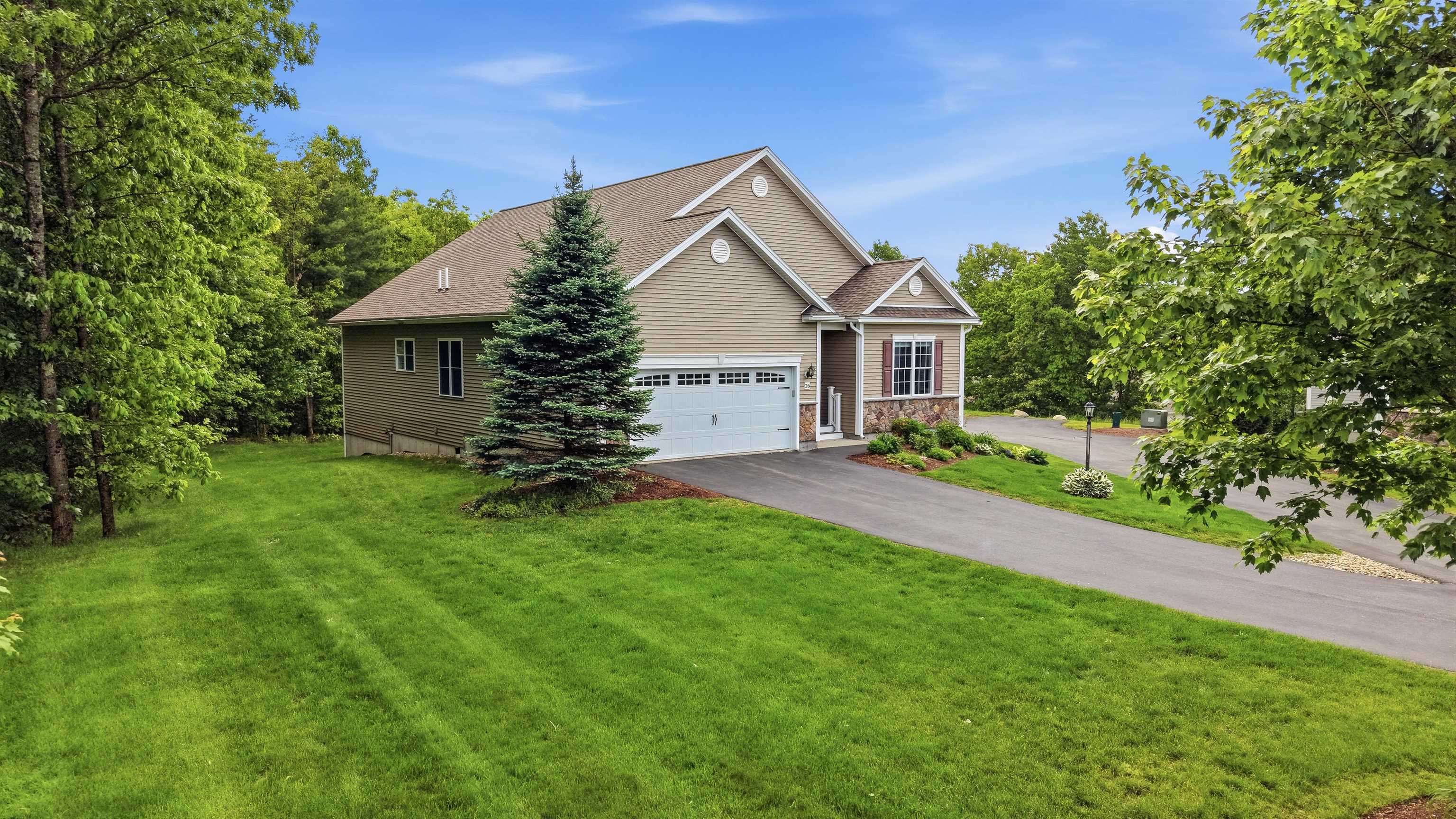 26 Pepper Hill Rd, Londonderry, NH 03053