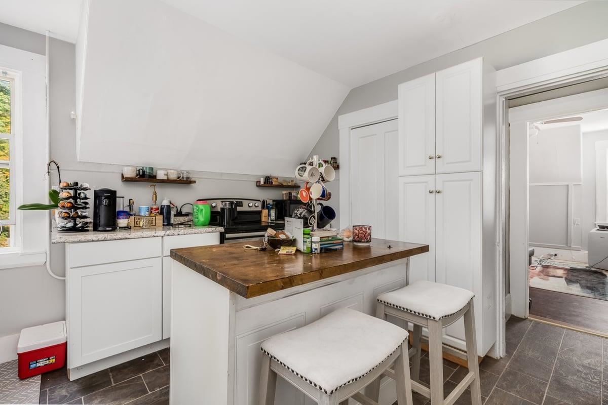 272 Front St, Manchester, NH 03102