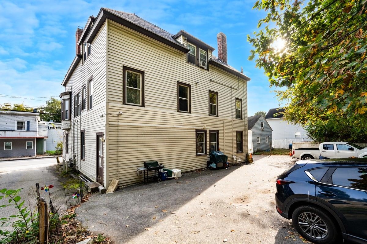 272 Front St, Manchester, NH 03102