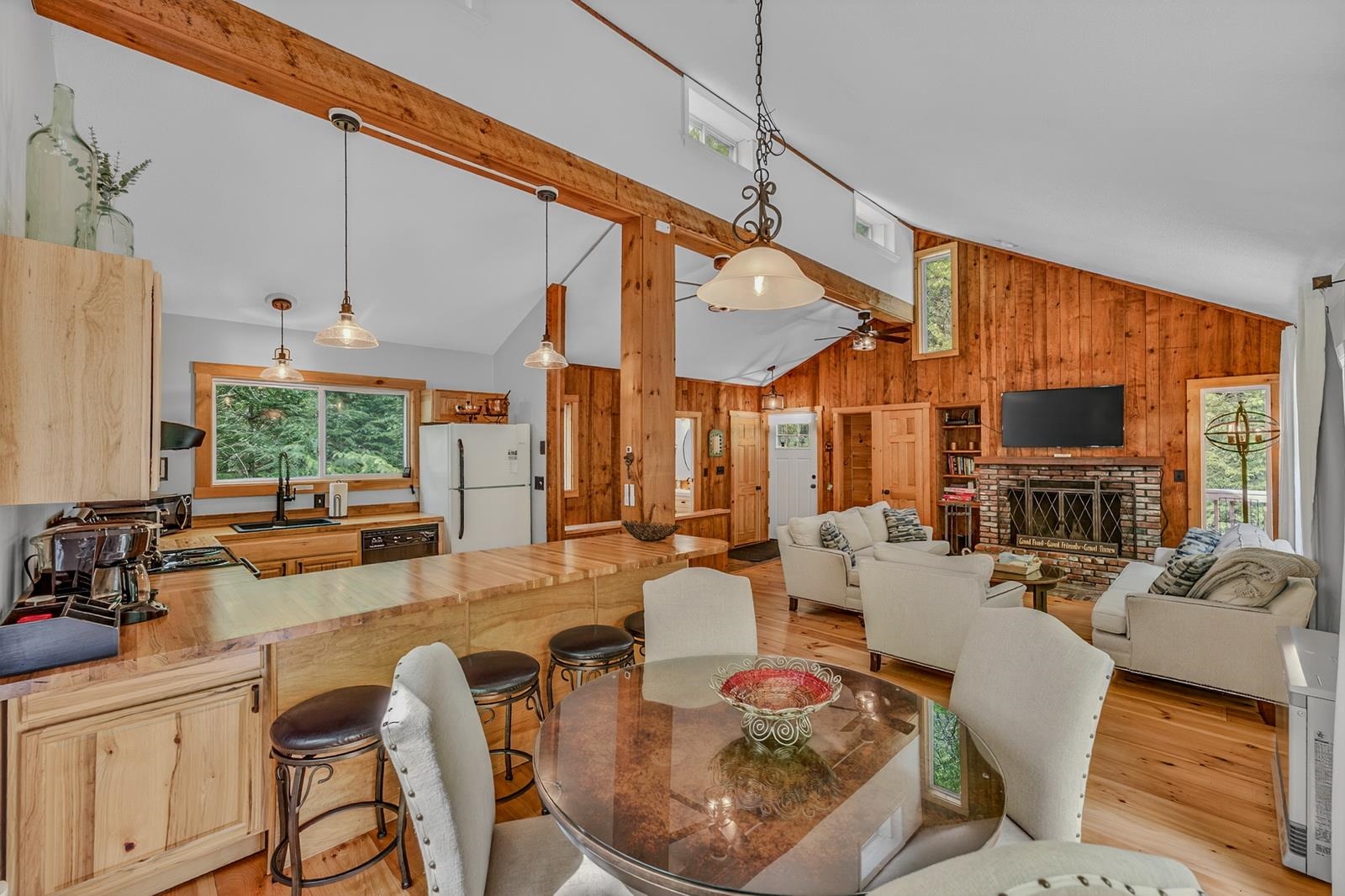 146 Bell Valley Rd, Campton, NH 03223