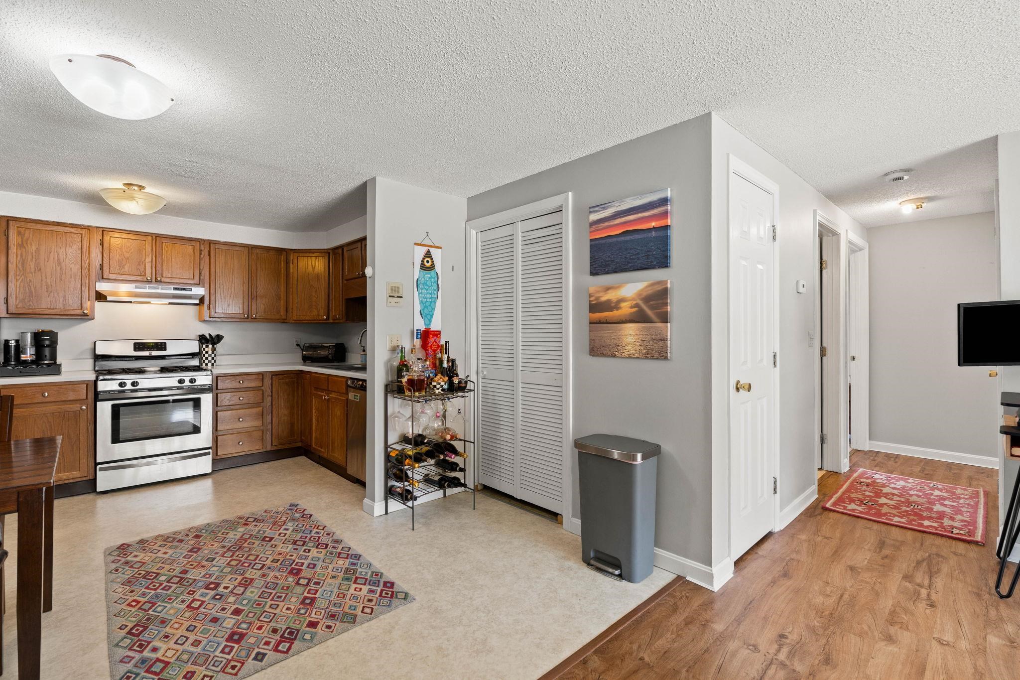 50 Brookside Dr, Exeter, NH 03033
