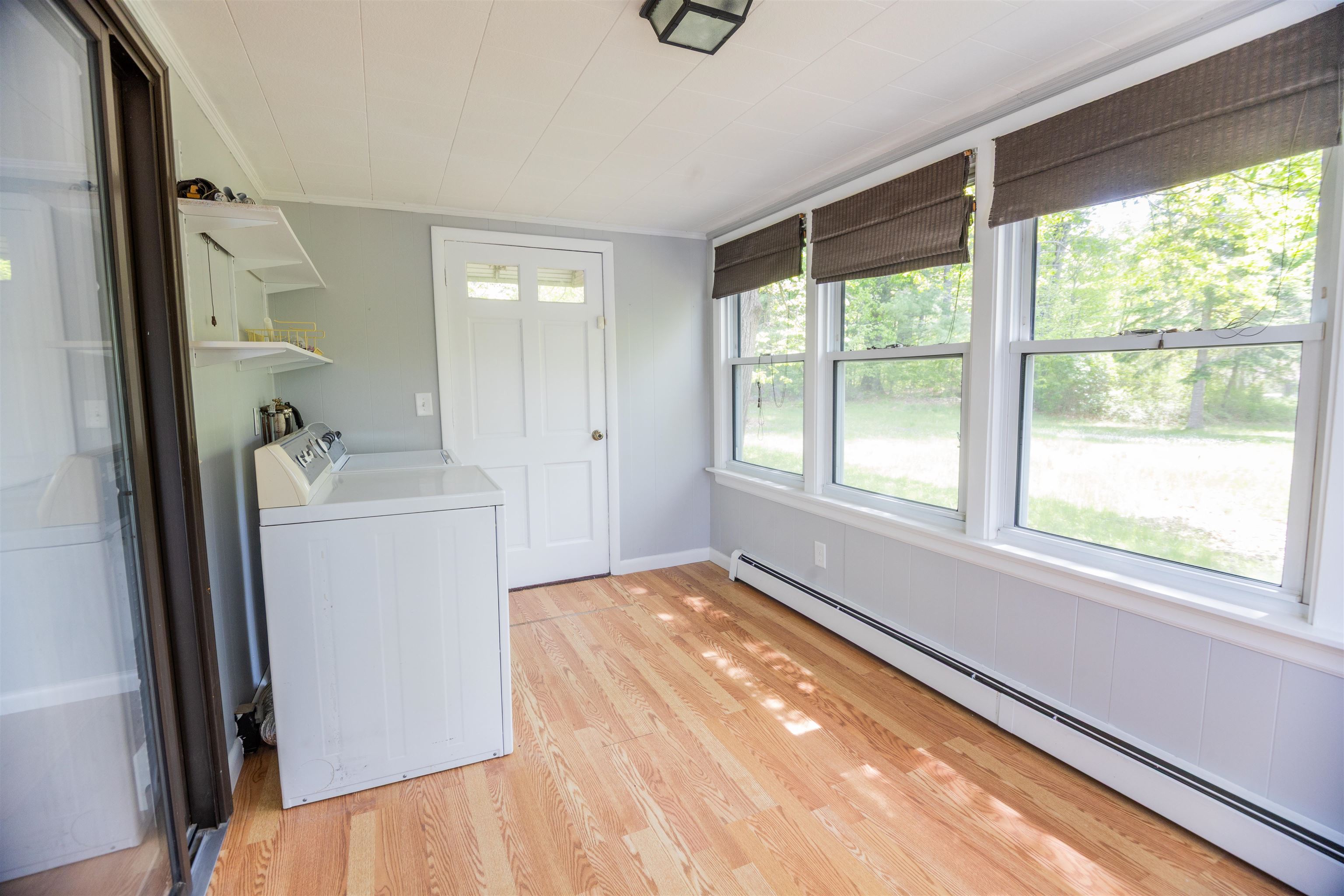 20 Shore Rd, Somersworth, NH 03878