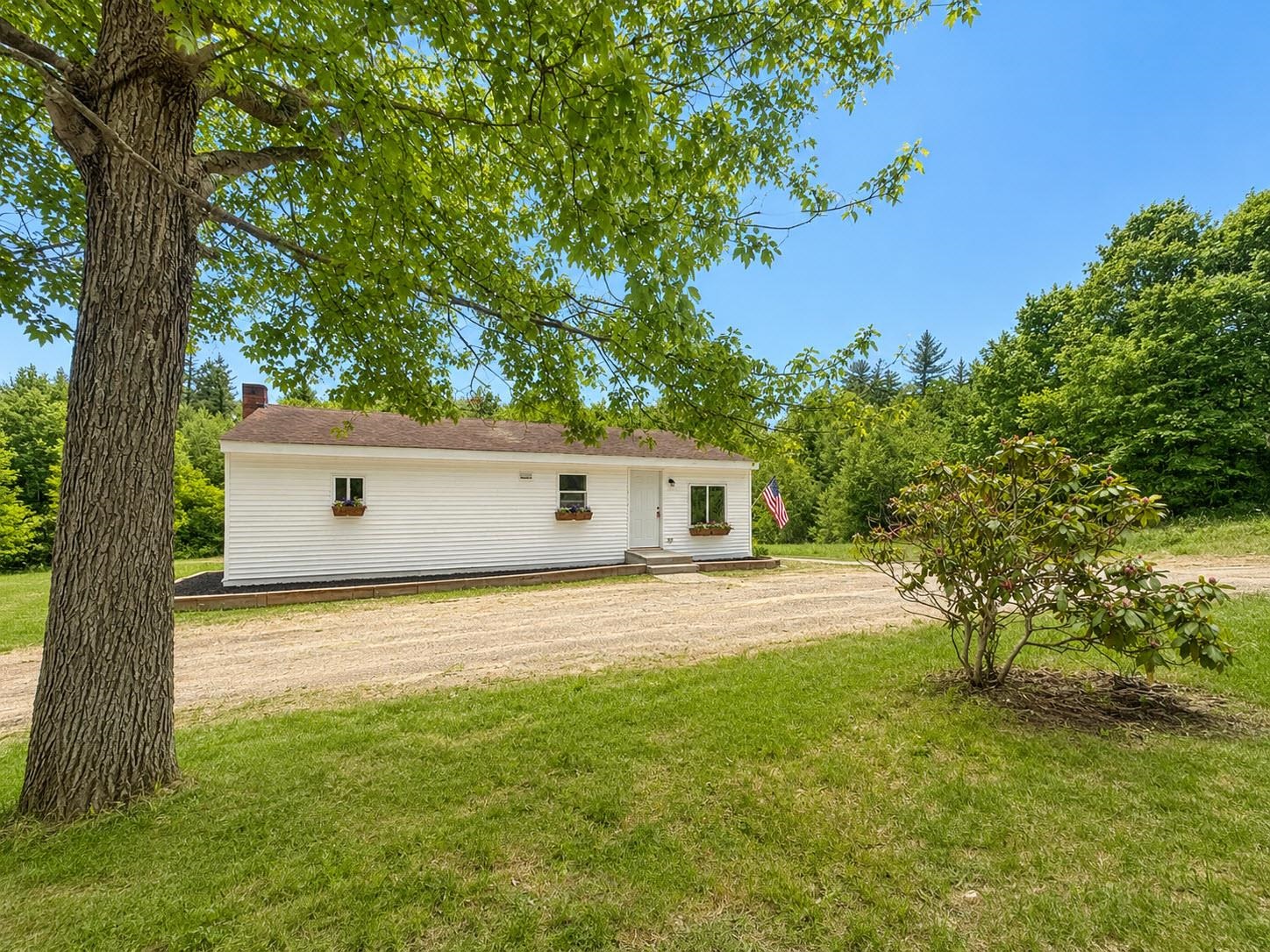 295 Gilsum Rd, Sullivan, NH 03445