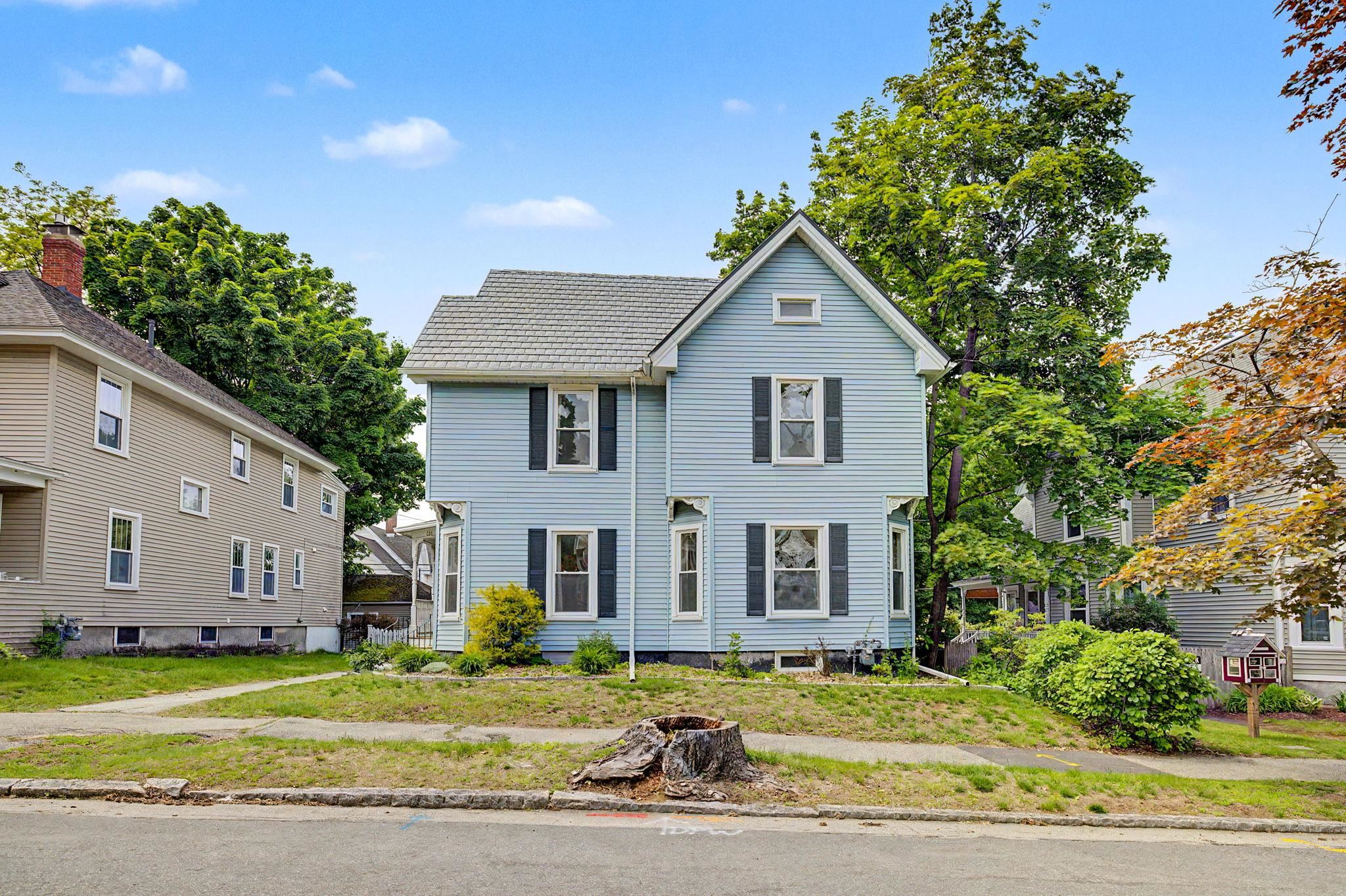 Manchester NH&nbsp;Home for sale $$499,000 $193 per sq.ft.