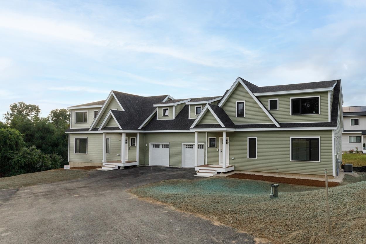 Photo 3 of Condo for sale at 41b Windsor Ln #7, Hudson, NH 03051 | MLS# 5092749 | Listing updated on 2026-09-29
