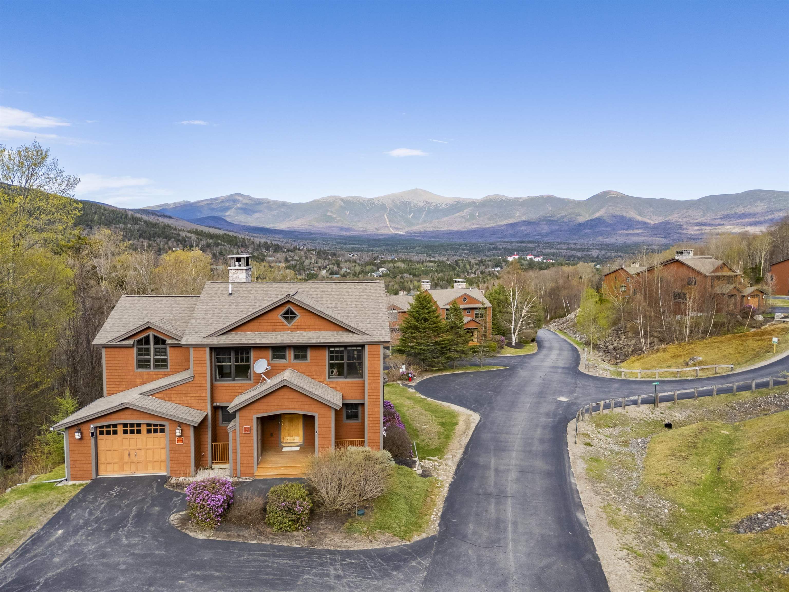 416 Crawford Ridge Rd #5, Carroll, NH 03575