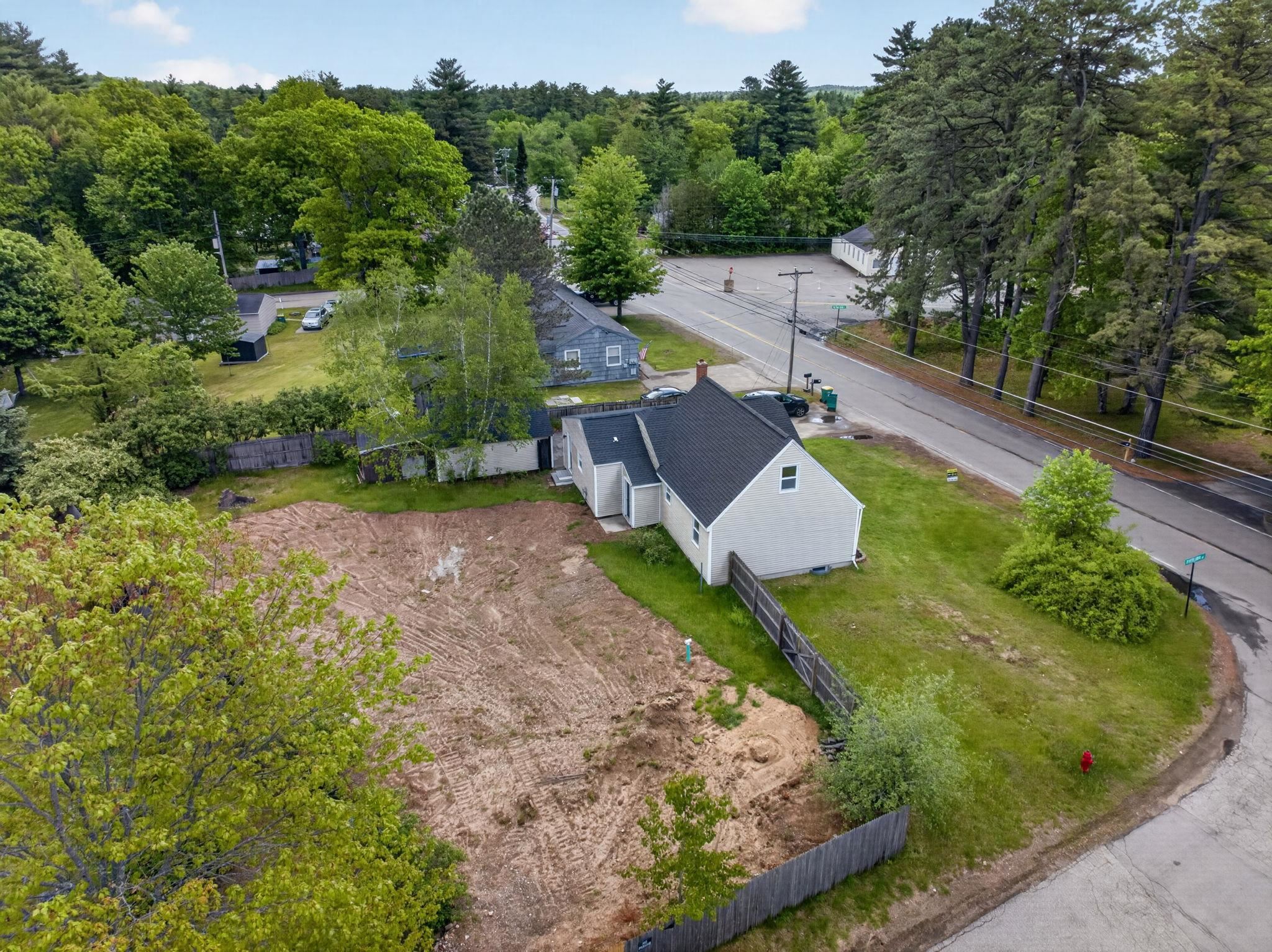 96 Salmon Falls Rd, Rochester, NH 03868