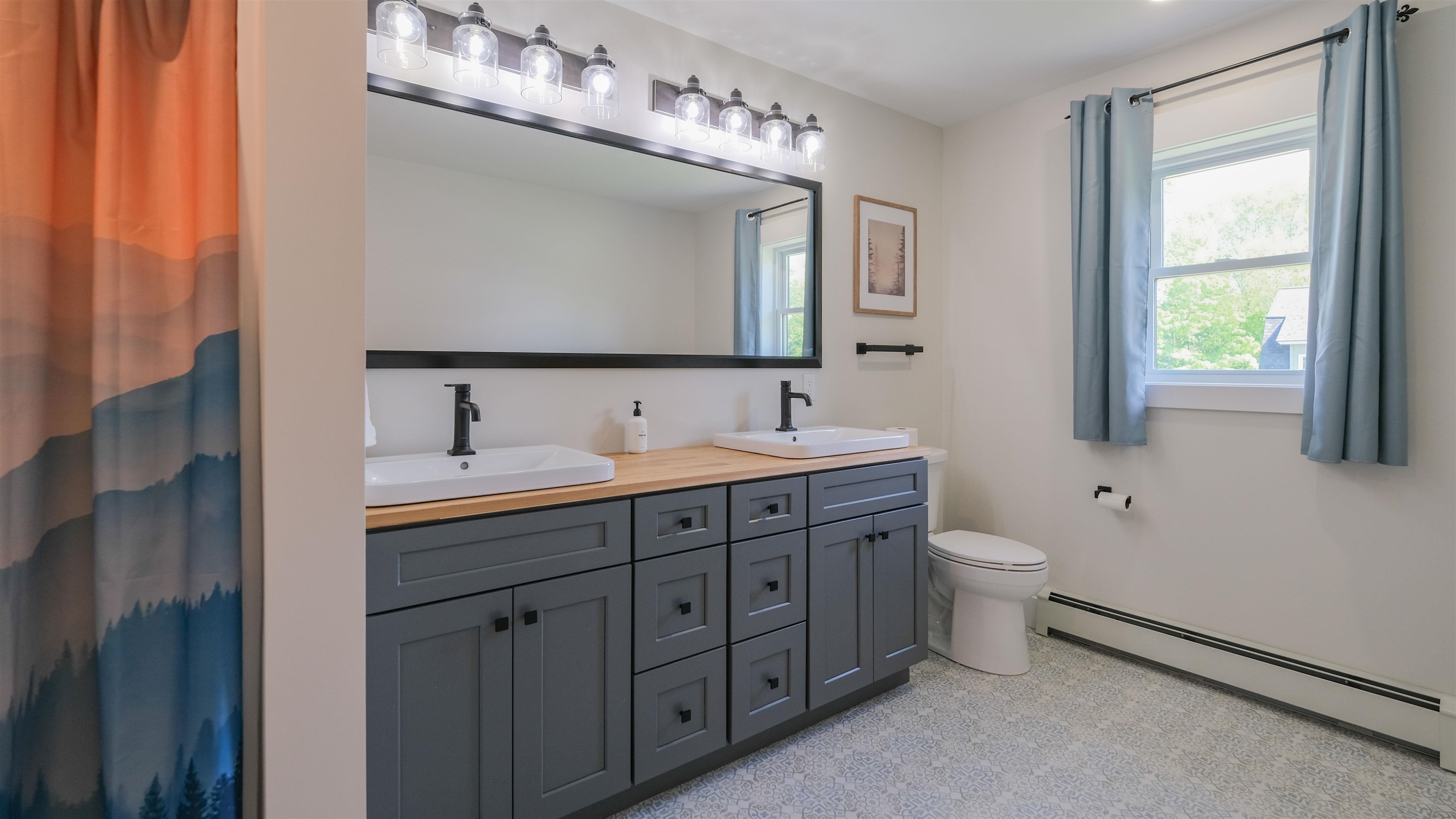 Dual sinks 25416893