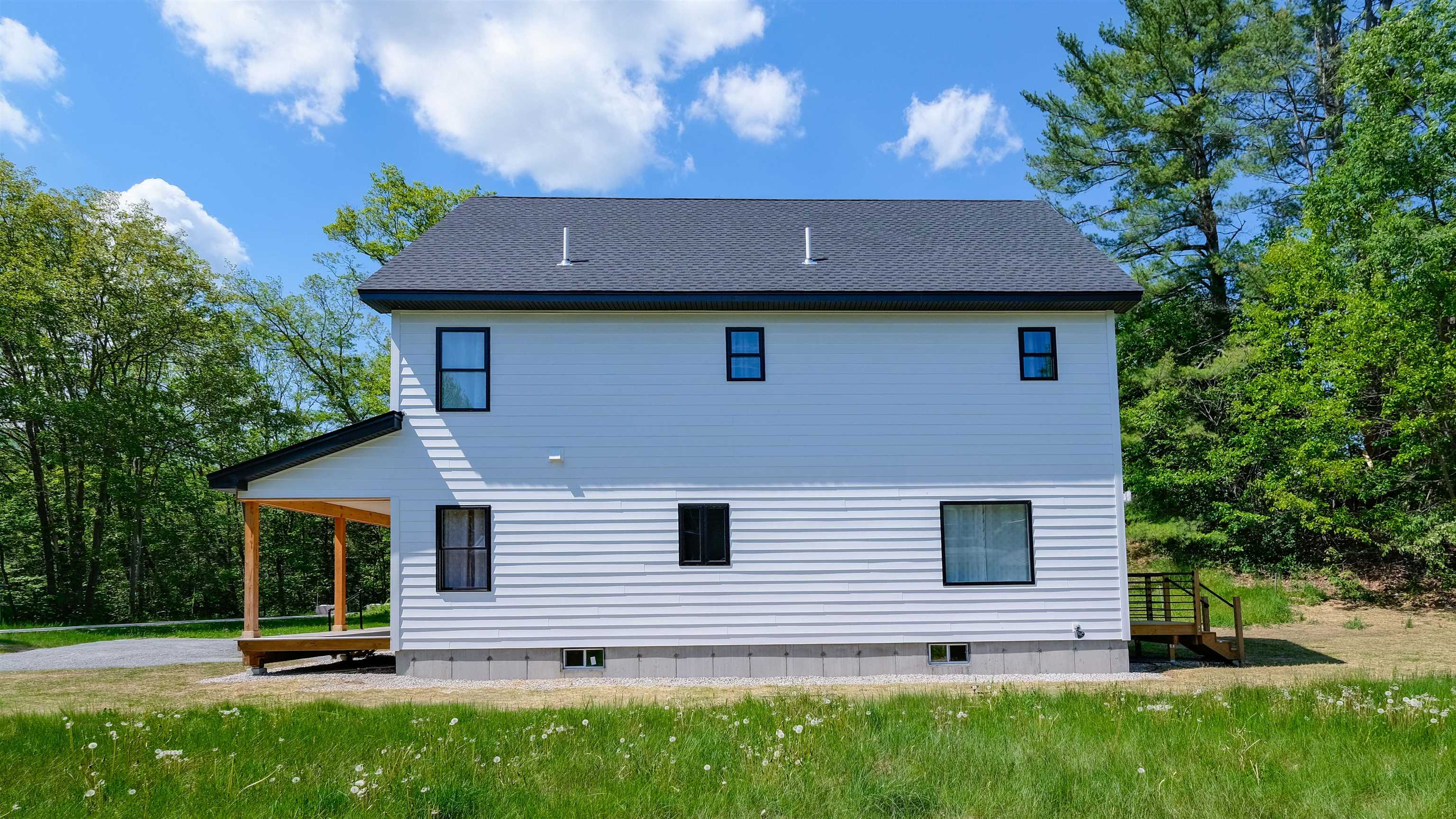 South side of house 25416824