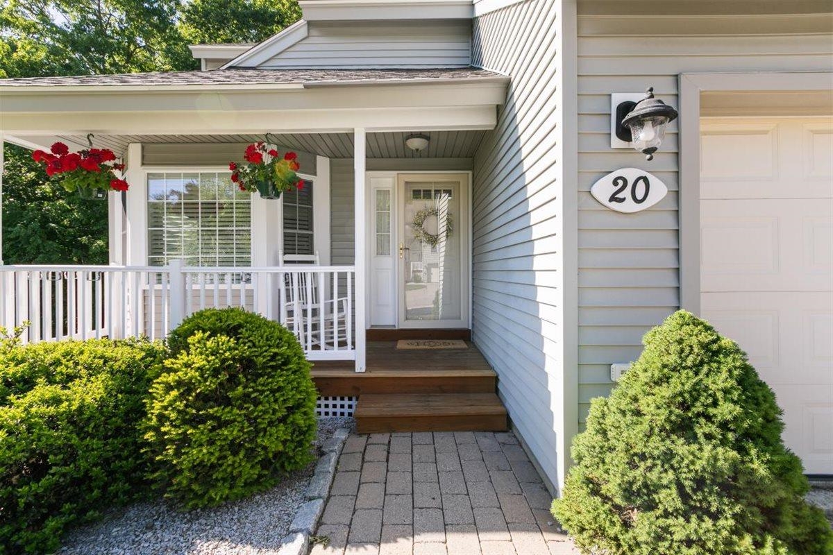 20 Centerview Rd, Atkinson, NH 03811