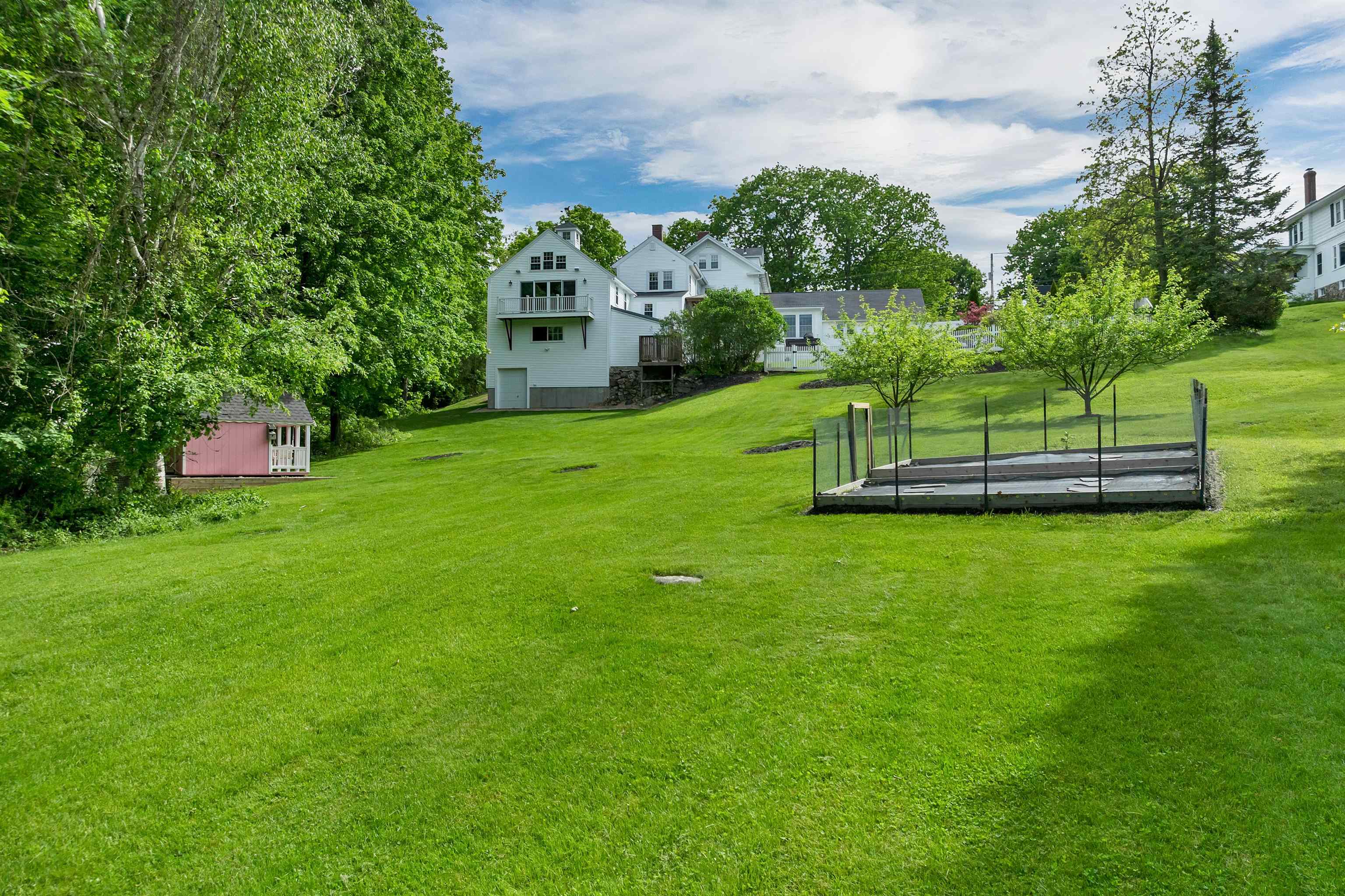 Spacious and Private Yard