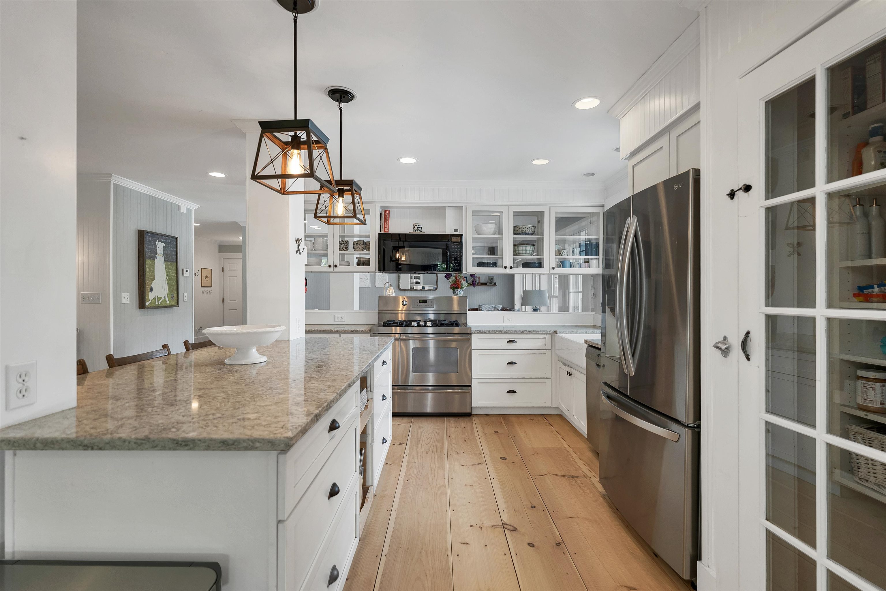 Eat-In kitchen with Pantry