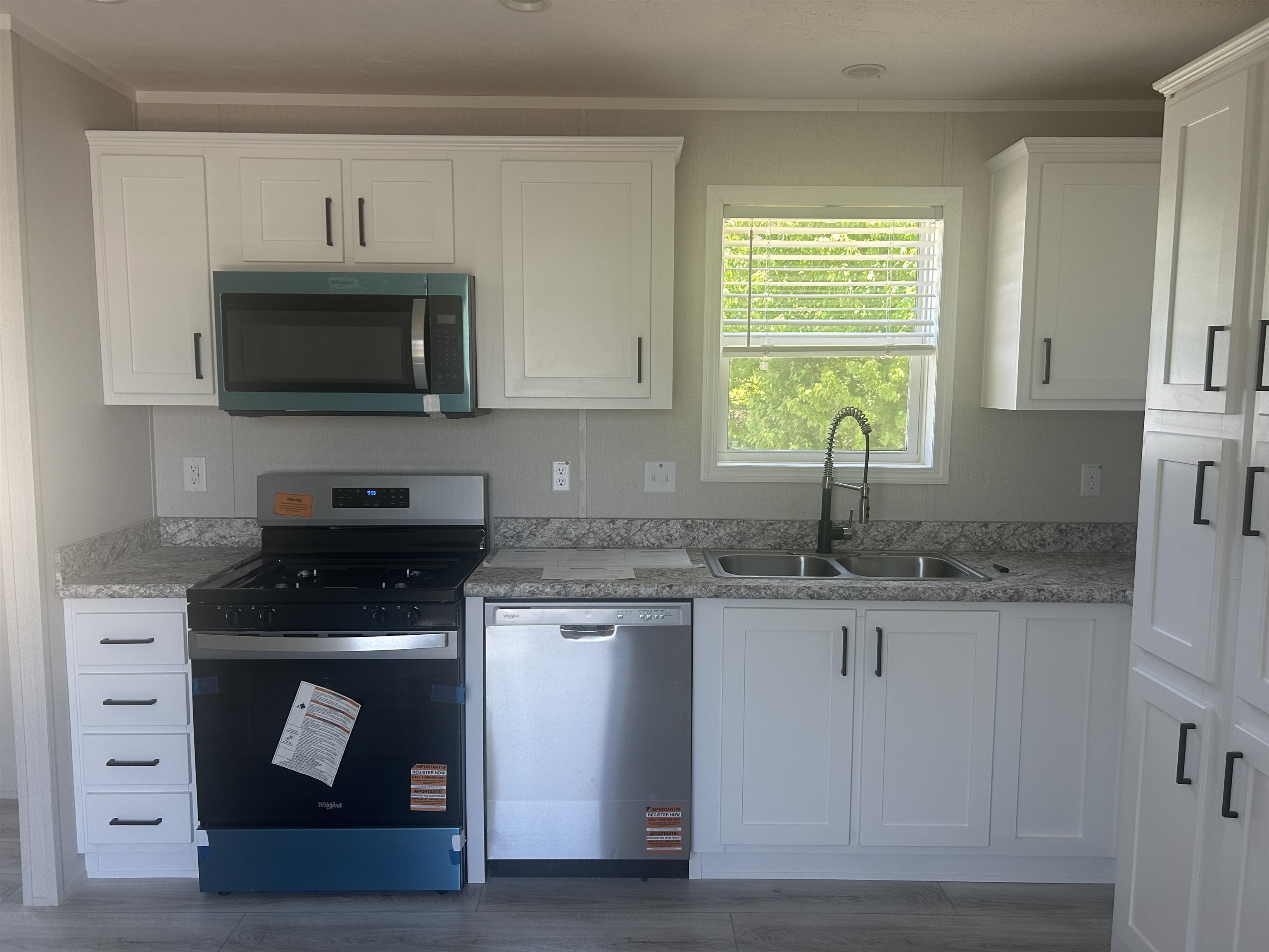 39 Pineland Park Rd, Milton, NH 03851