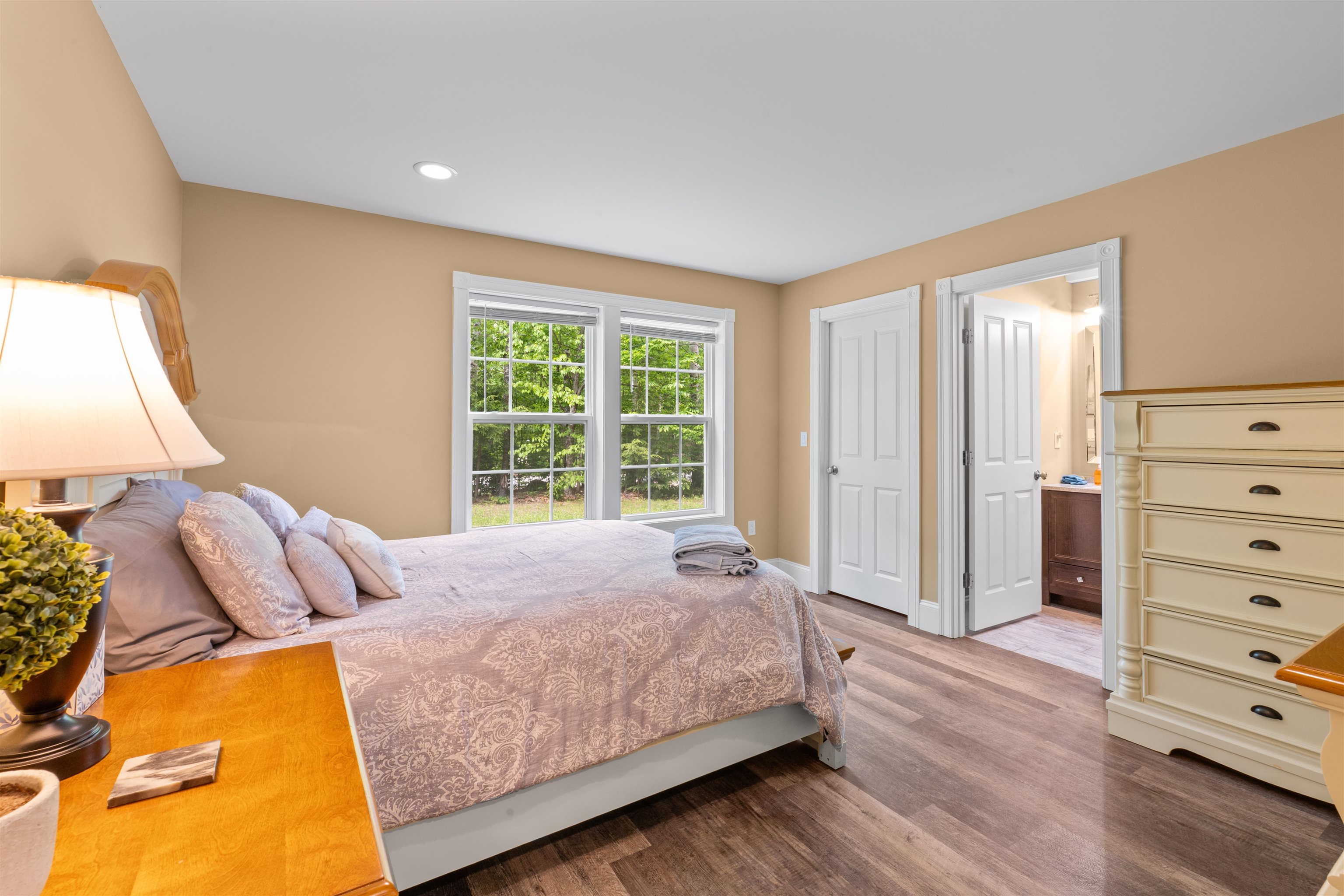 1st Floor Bedroom with Ensuite
