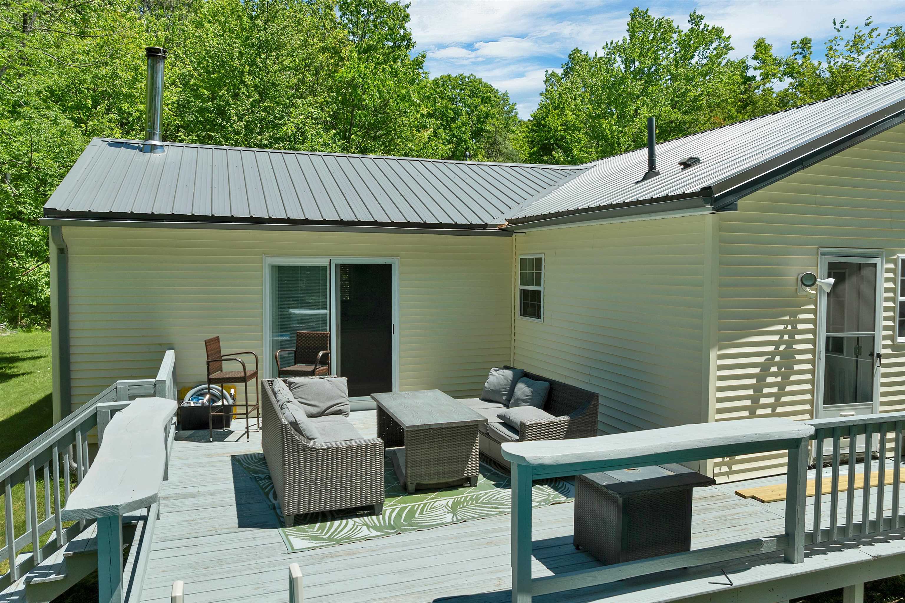 7 Overlook Dr, Center Harbor, NH 03226