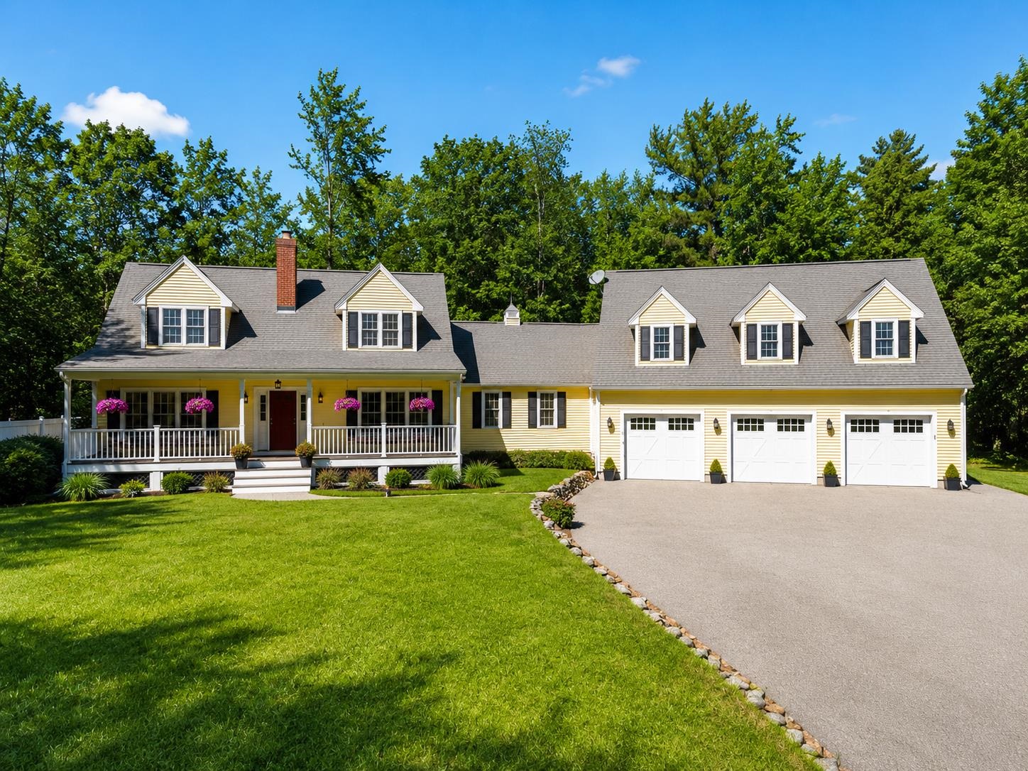 302 Forest Road