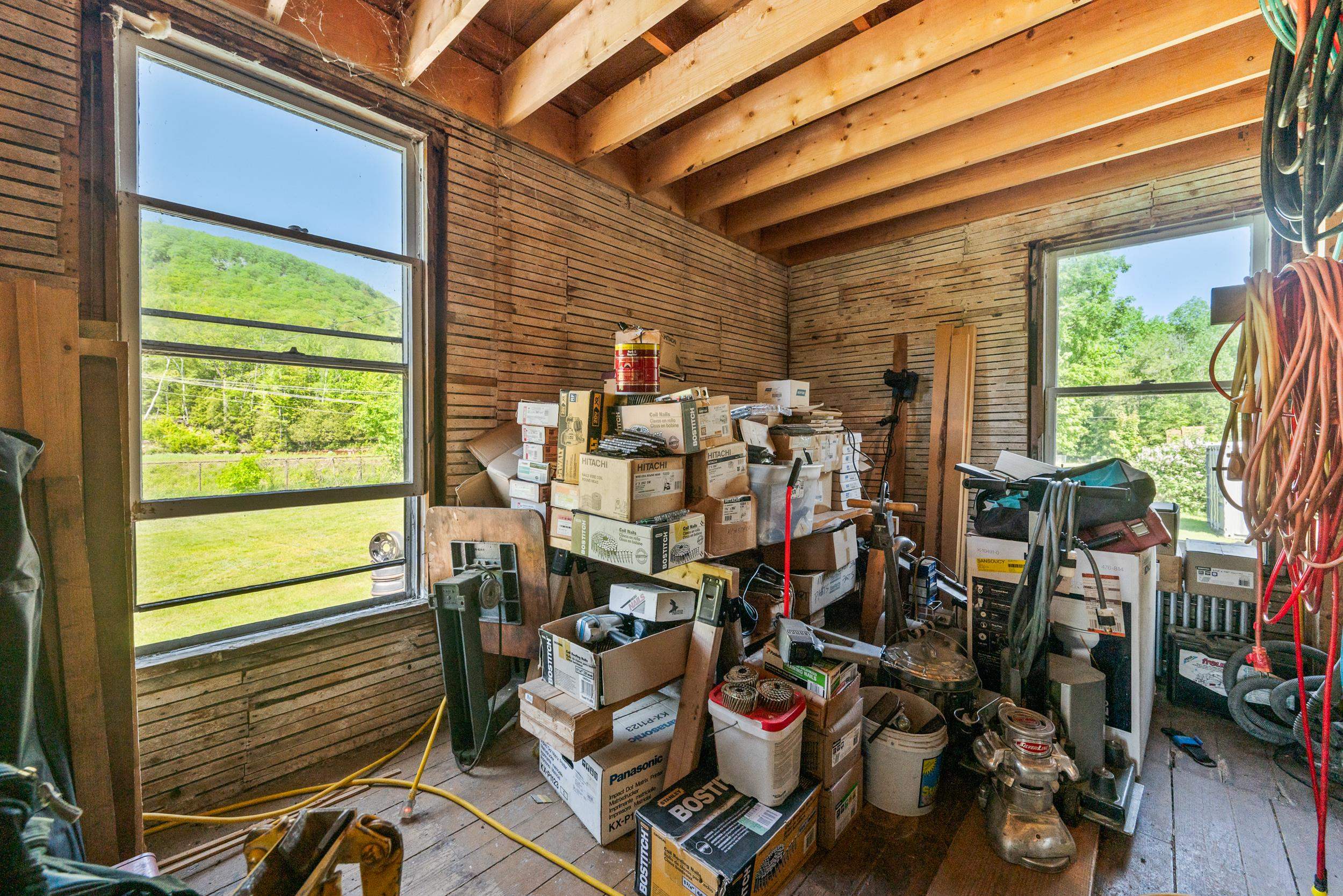 44 Alpine St, Gorham, NH 03581