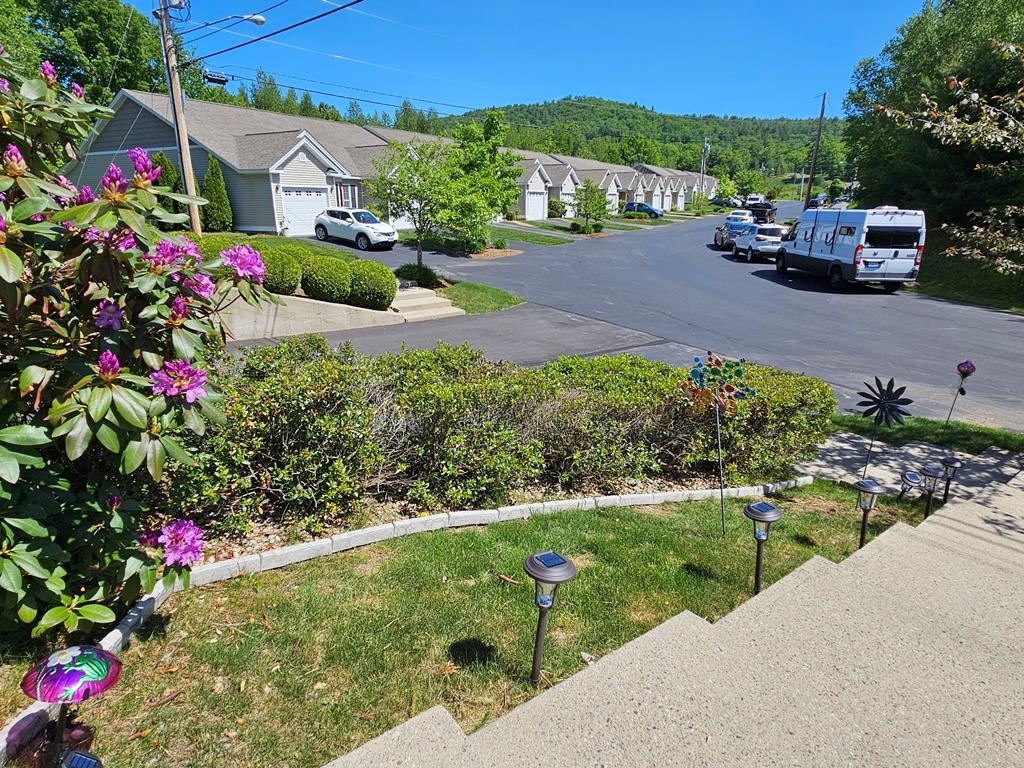 28 Owens Dr #68, Swanzey, NH 03446