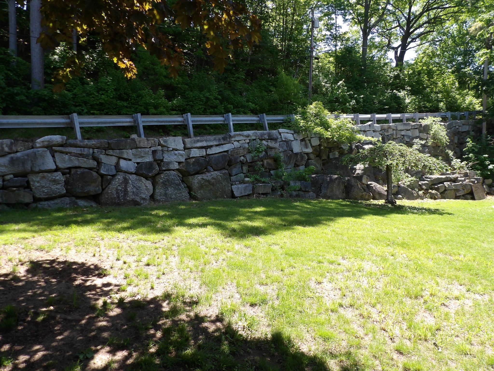 13 Pear St, Laconia, NH 03246
