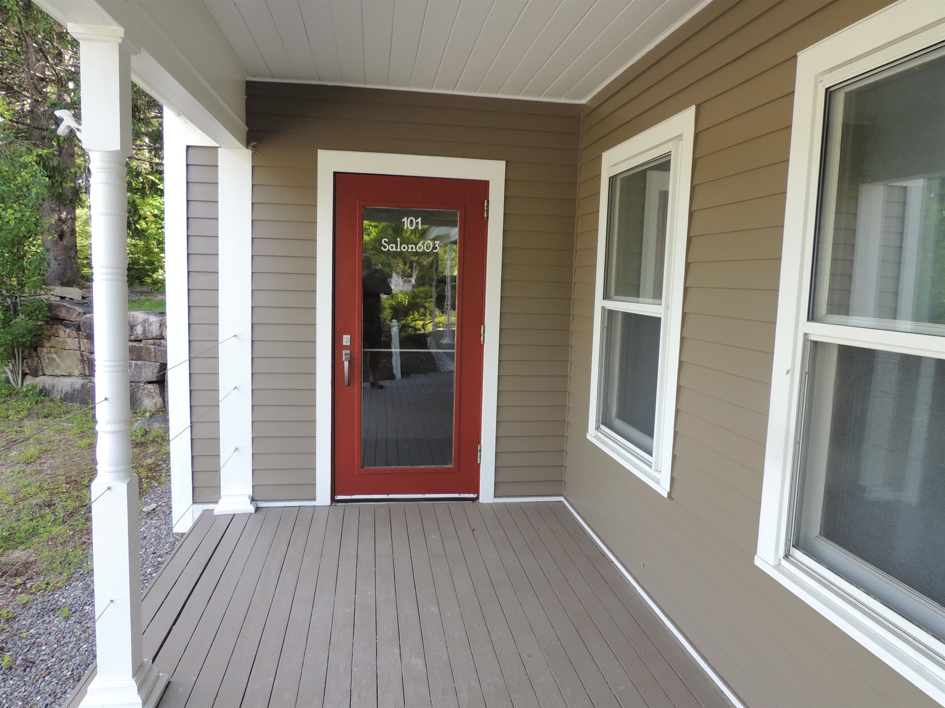 401 Gilford Avenue — photo 3