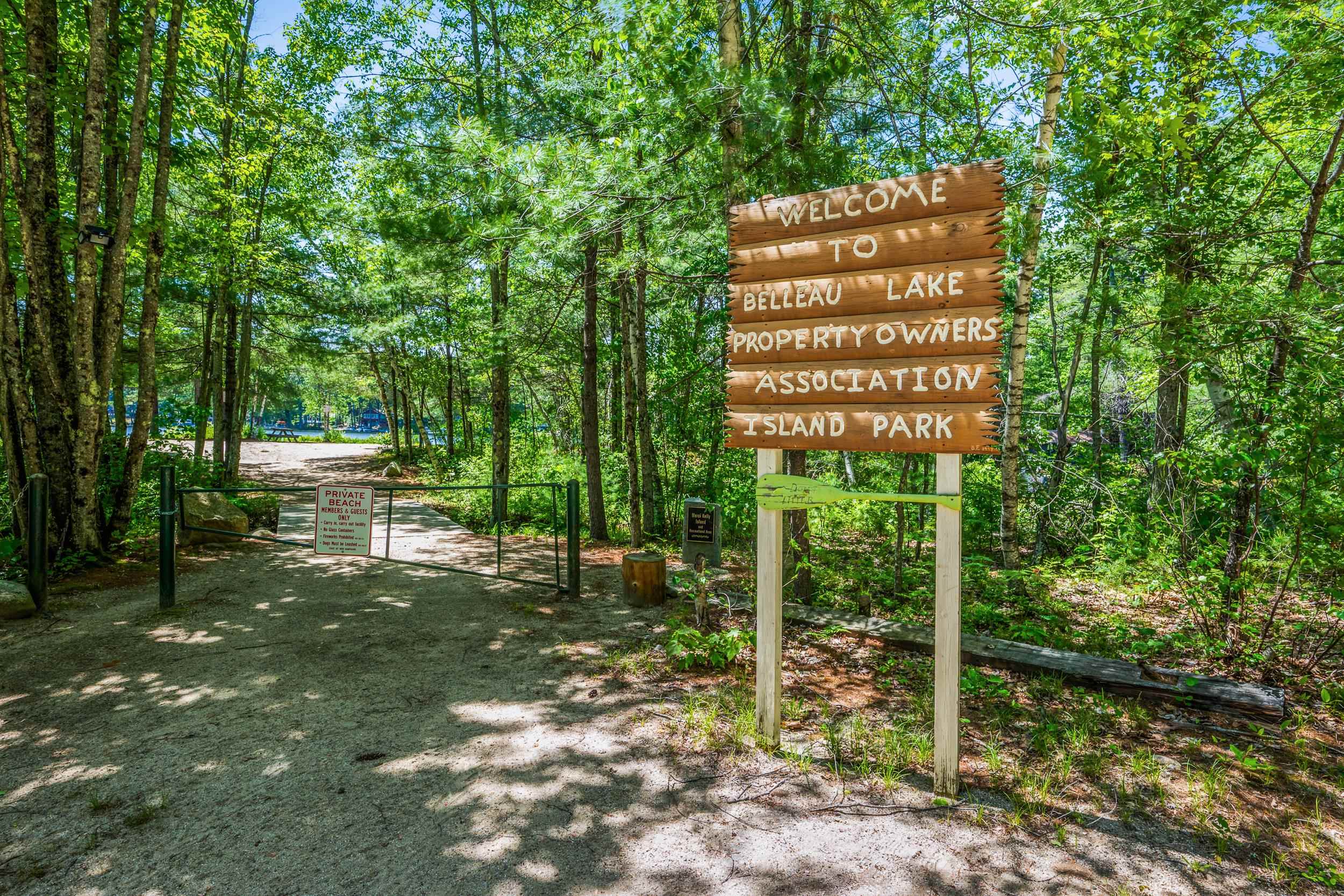 30 Vachon Dr, Wakefield, NH 03830