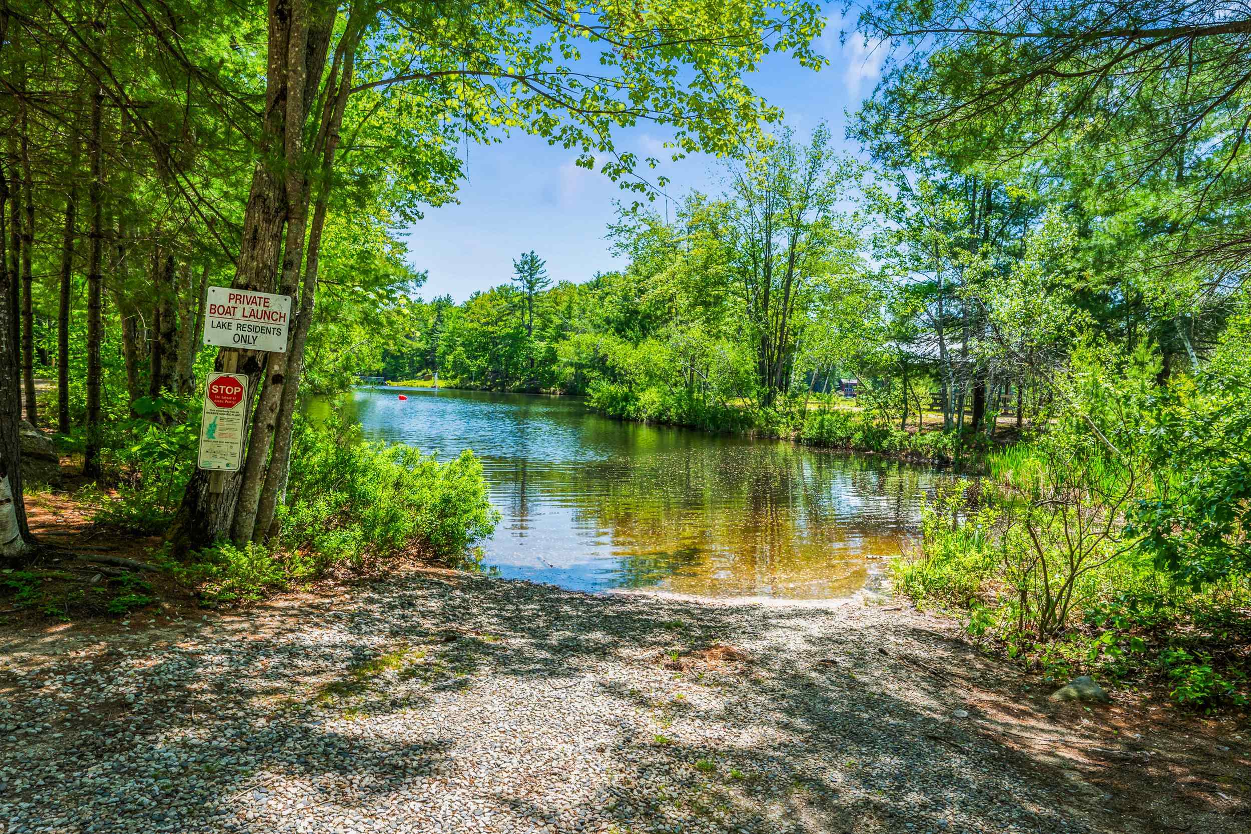 30 Vachon Dr, Wakefield, NH 03830