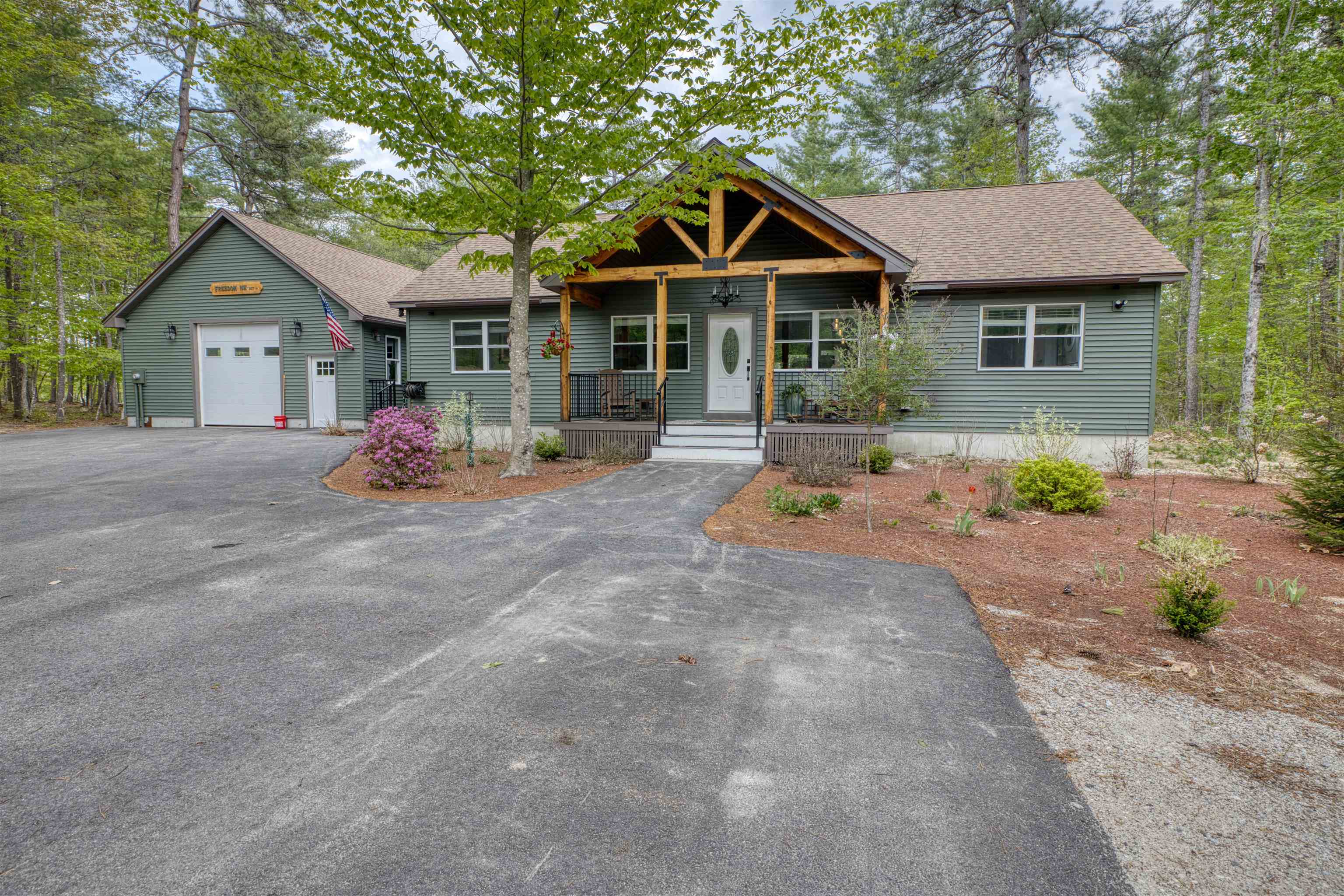150 Shawtown Rd, Freedom, NH 03836