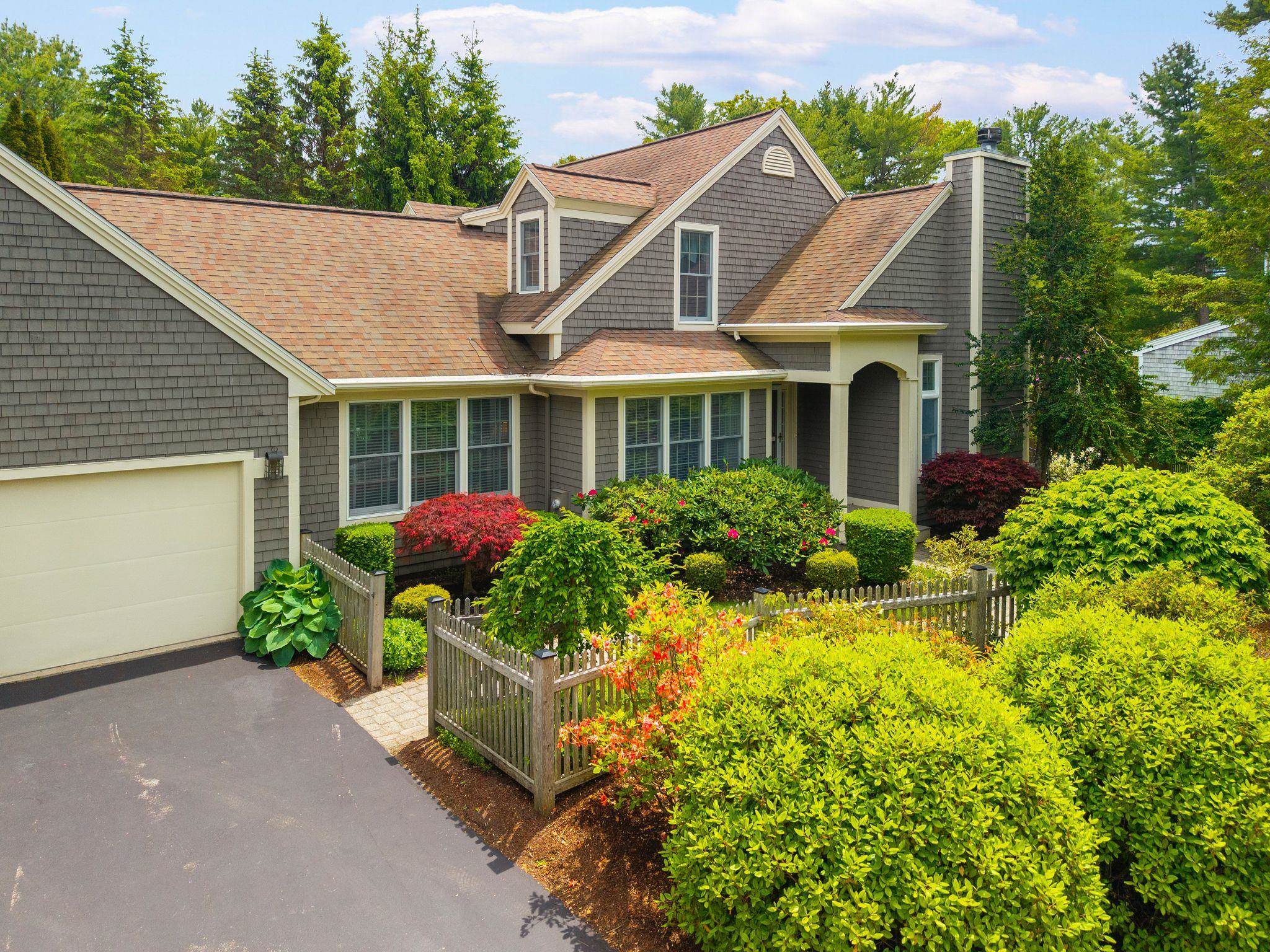56 Old Bay Rd, New Castle, NH 03854