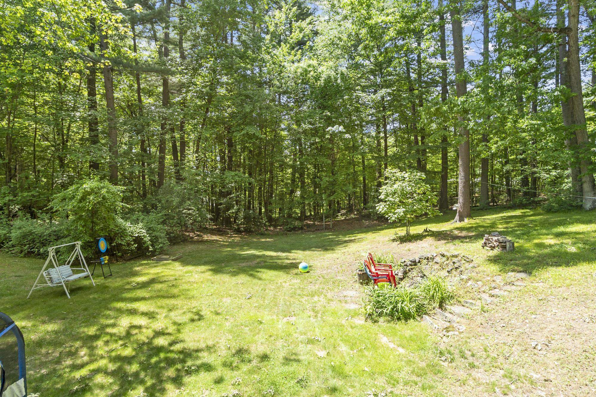 167 Turkey Hill Rd, Merrimack, NH 03054