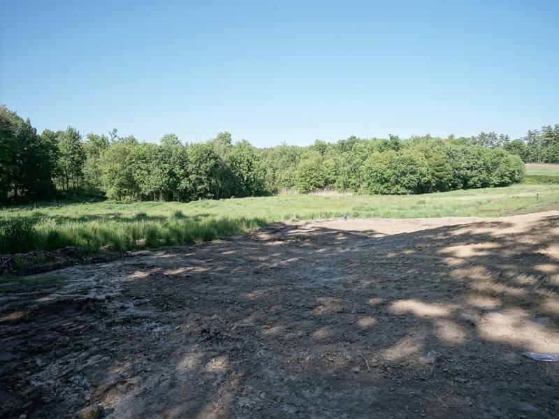 76 Island Pond Rd, Derry, NH 03038