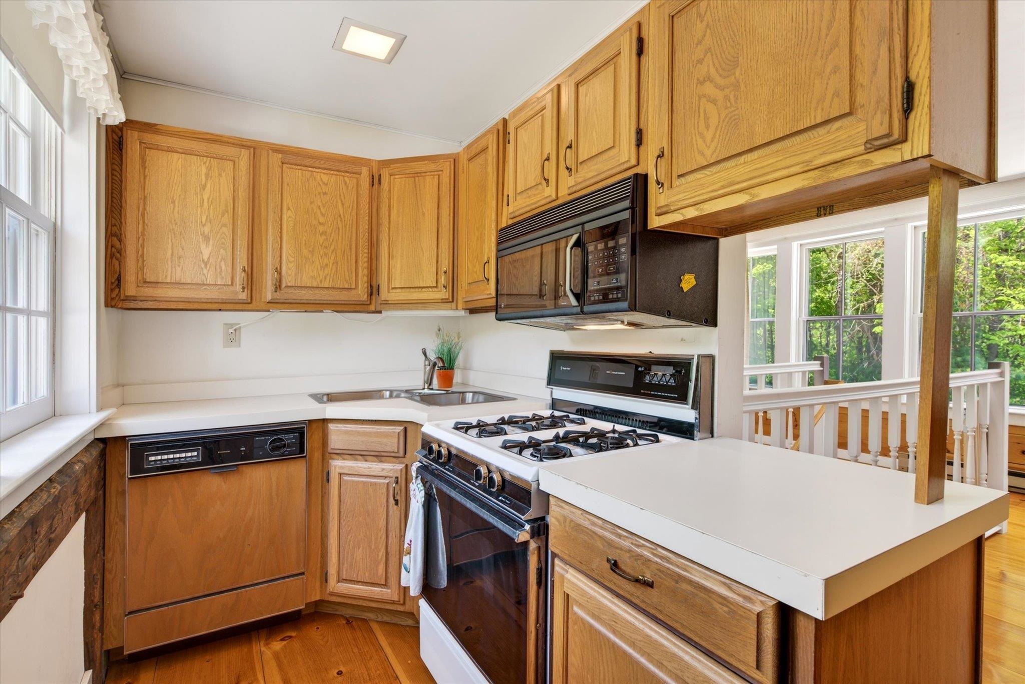 Guest Apt kitchen