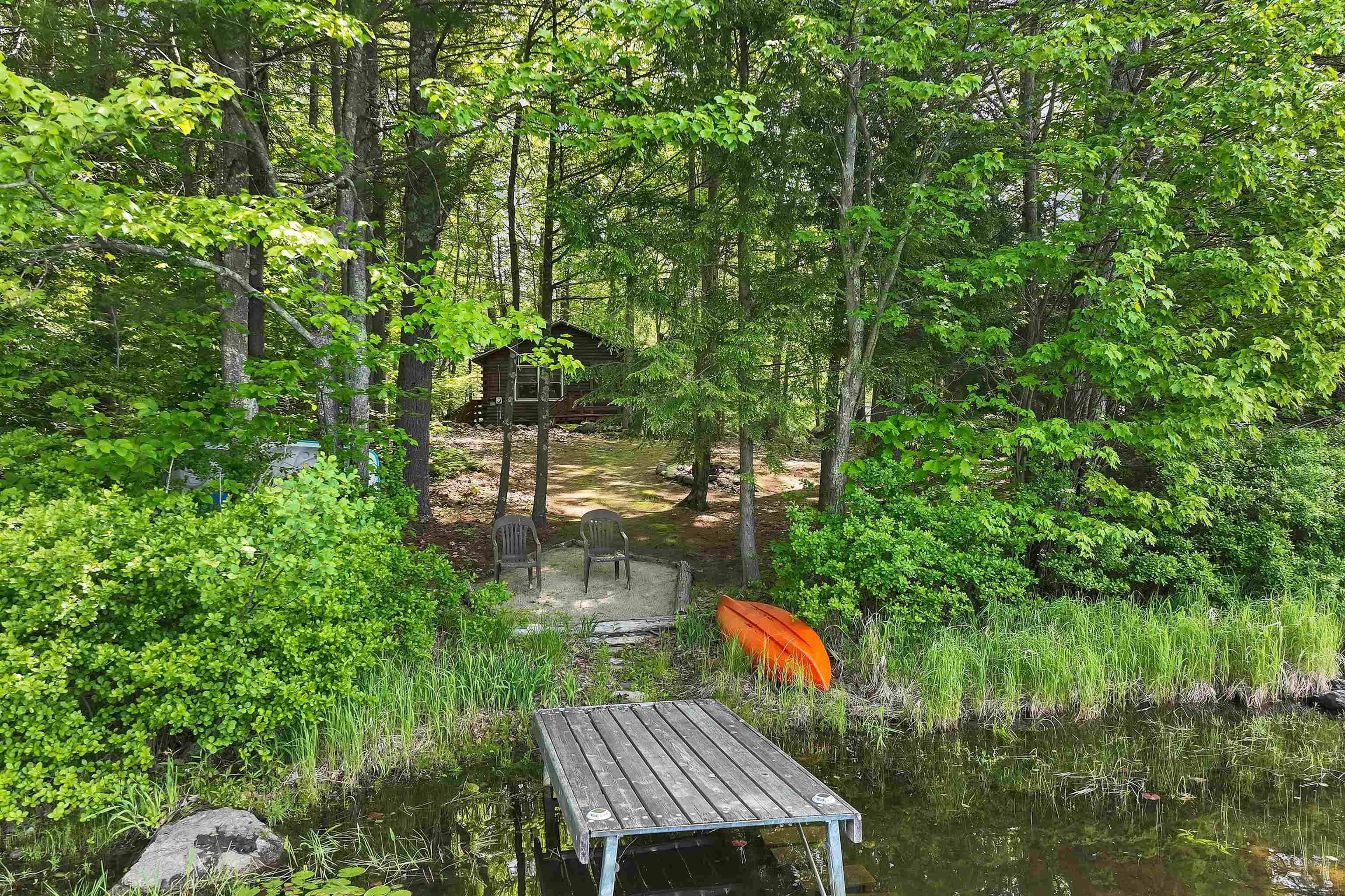 11 Robin Shore Dr, Canterbury, NH 03224
