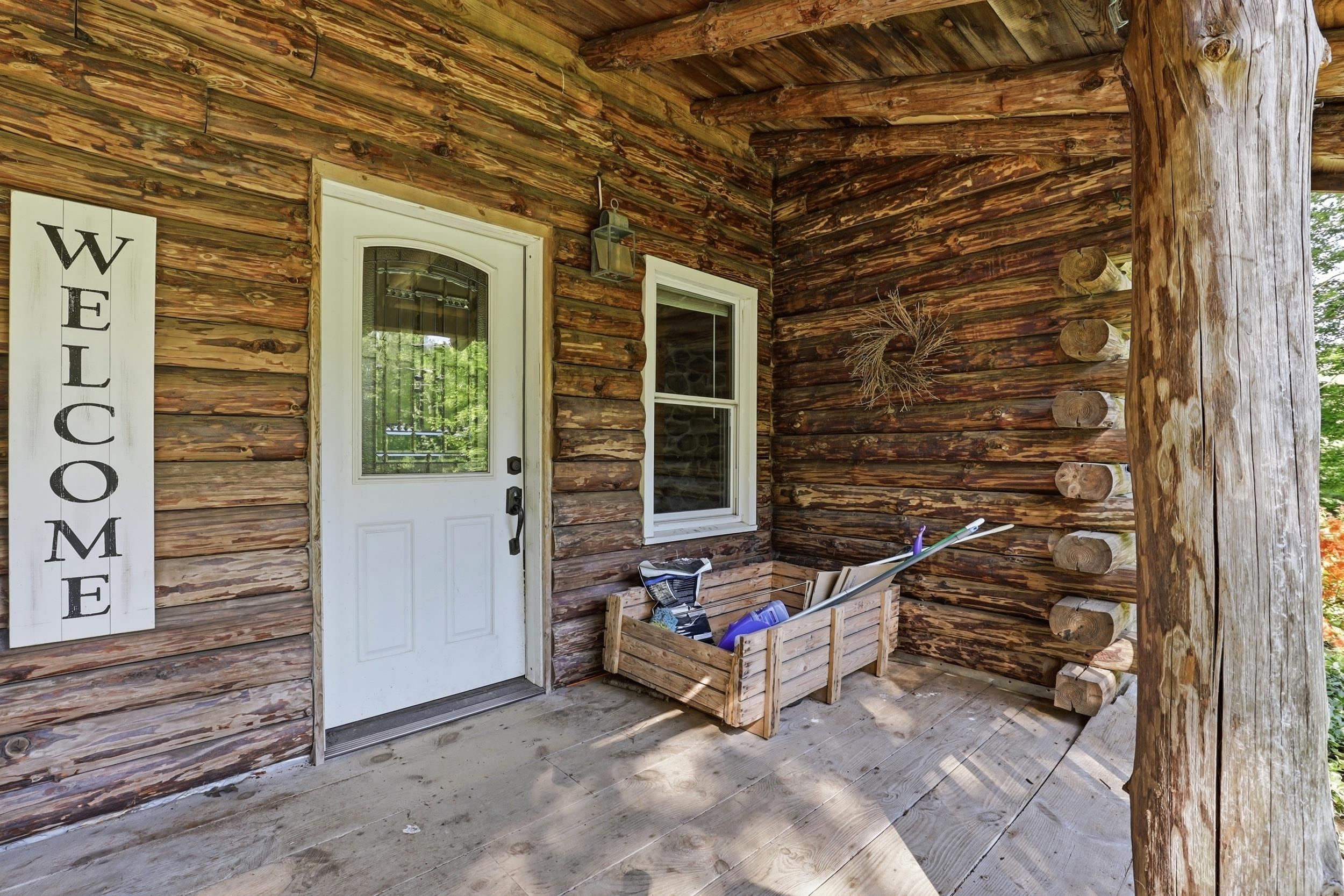 632 4th Range Rd, Pembroke, NH 03275