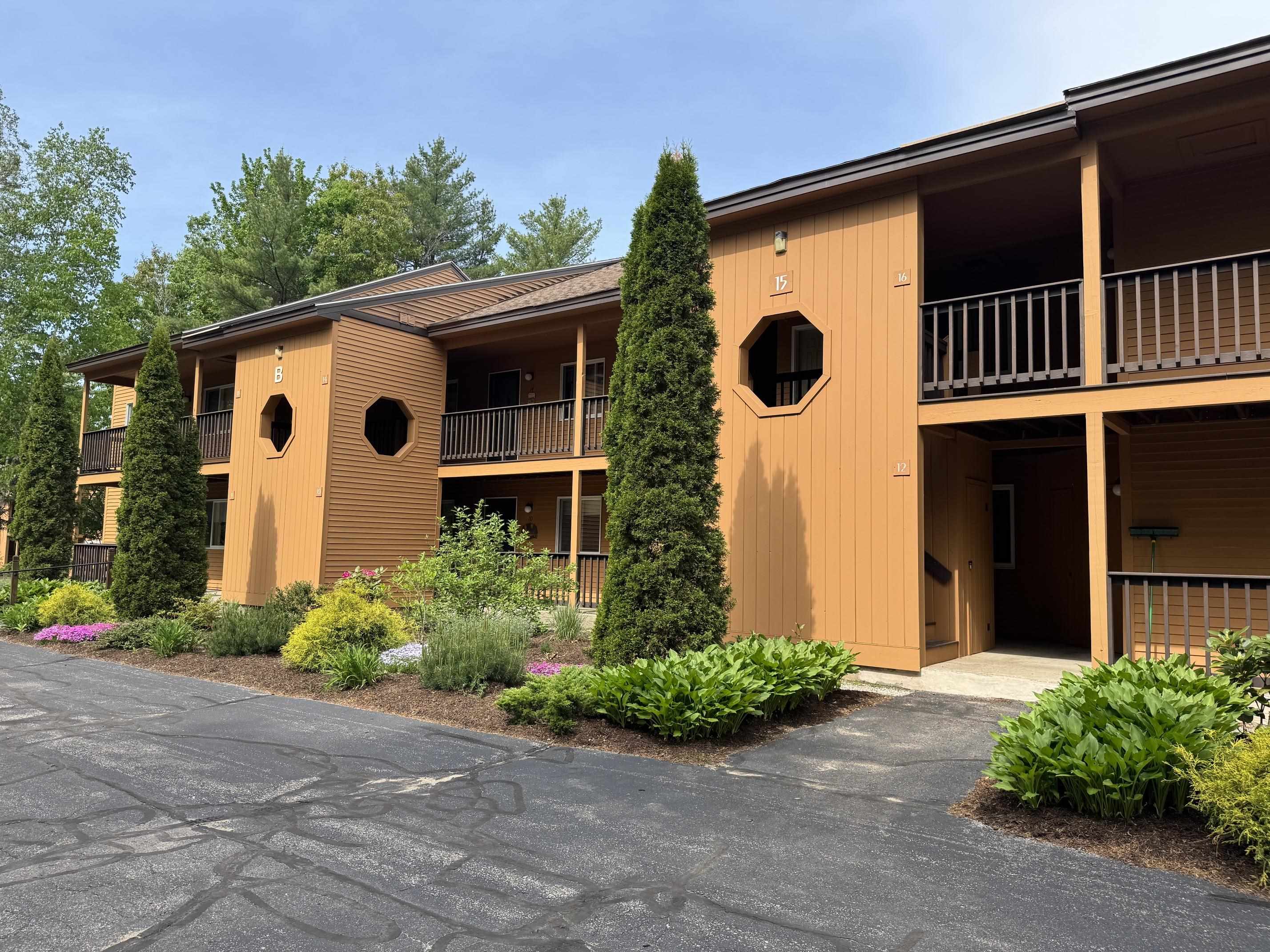 Thornton NH&nbsp;Condo for sale $$319,000 $300 per sq.ft.