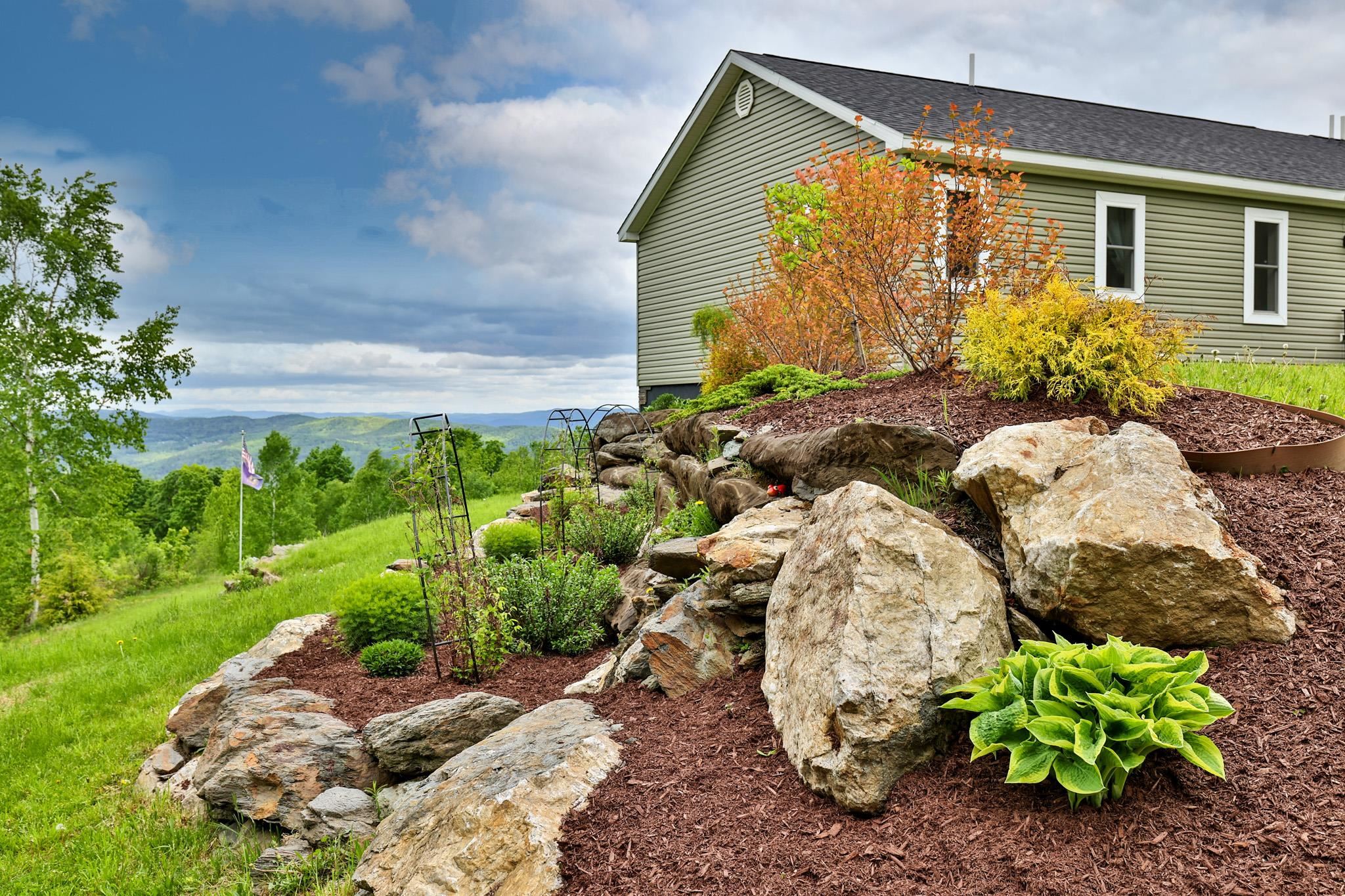 Landscaped Retaining Walls