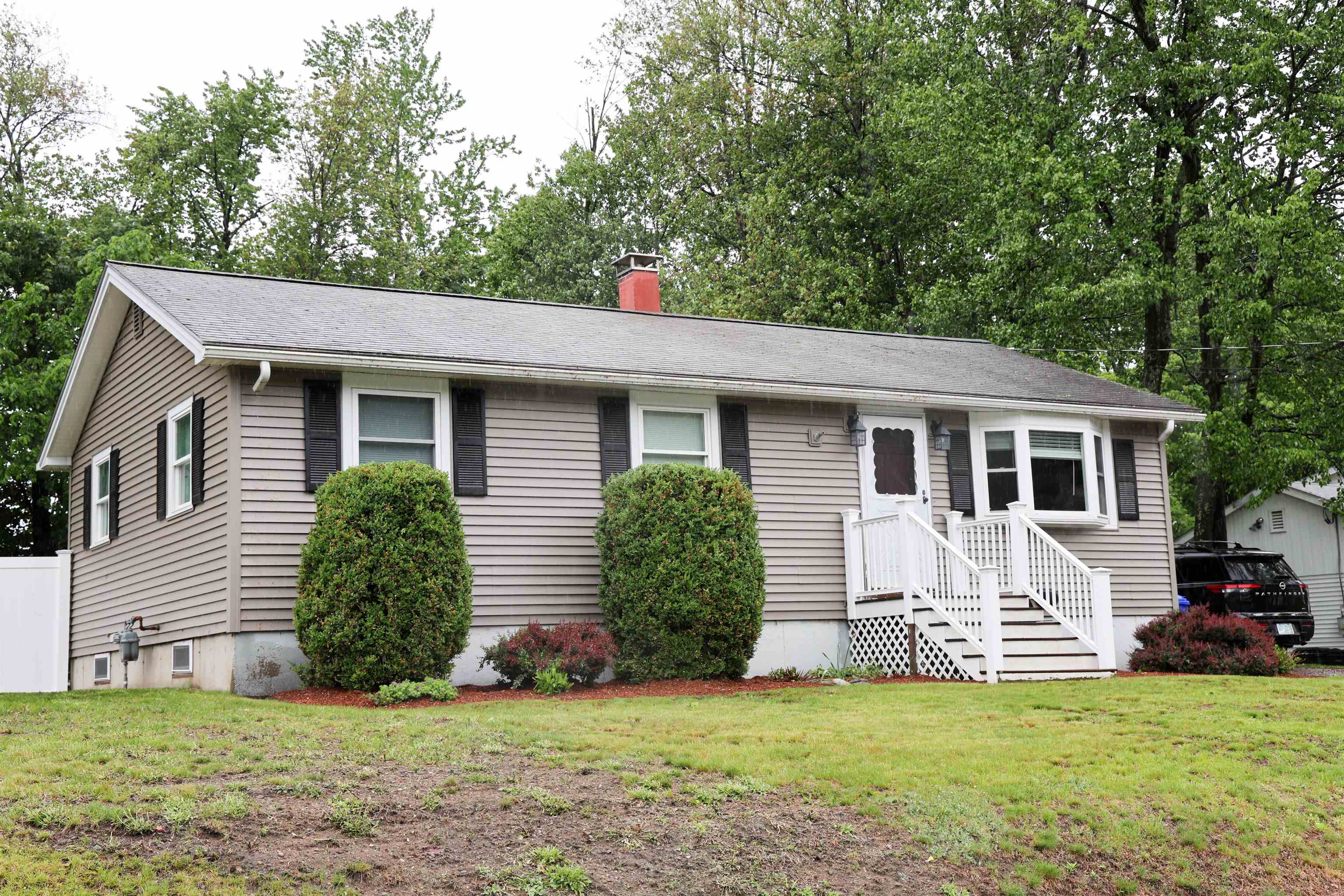 70 Brennan St, Manchester, NH 03109