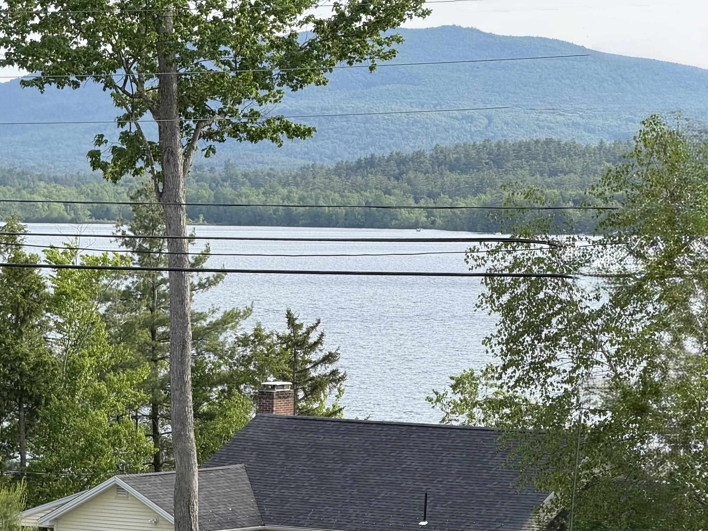 114 Shore Drive N, Bridgewater, NH 03222