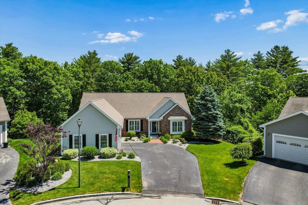 315 Sylvan Ln, Manchester, NH 03102