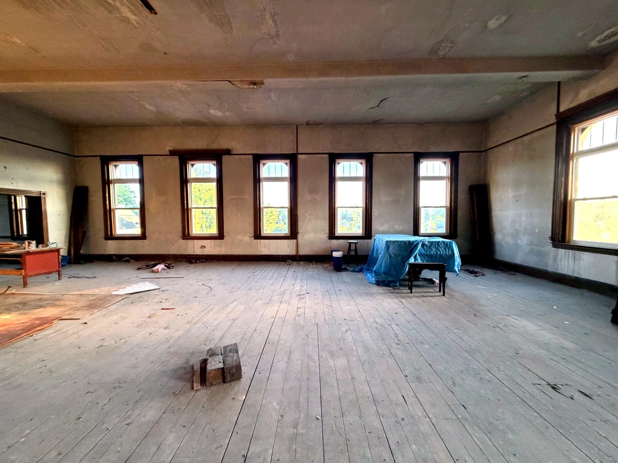 18-22 Main St, Pittsfield, NH 03263