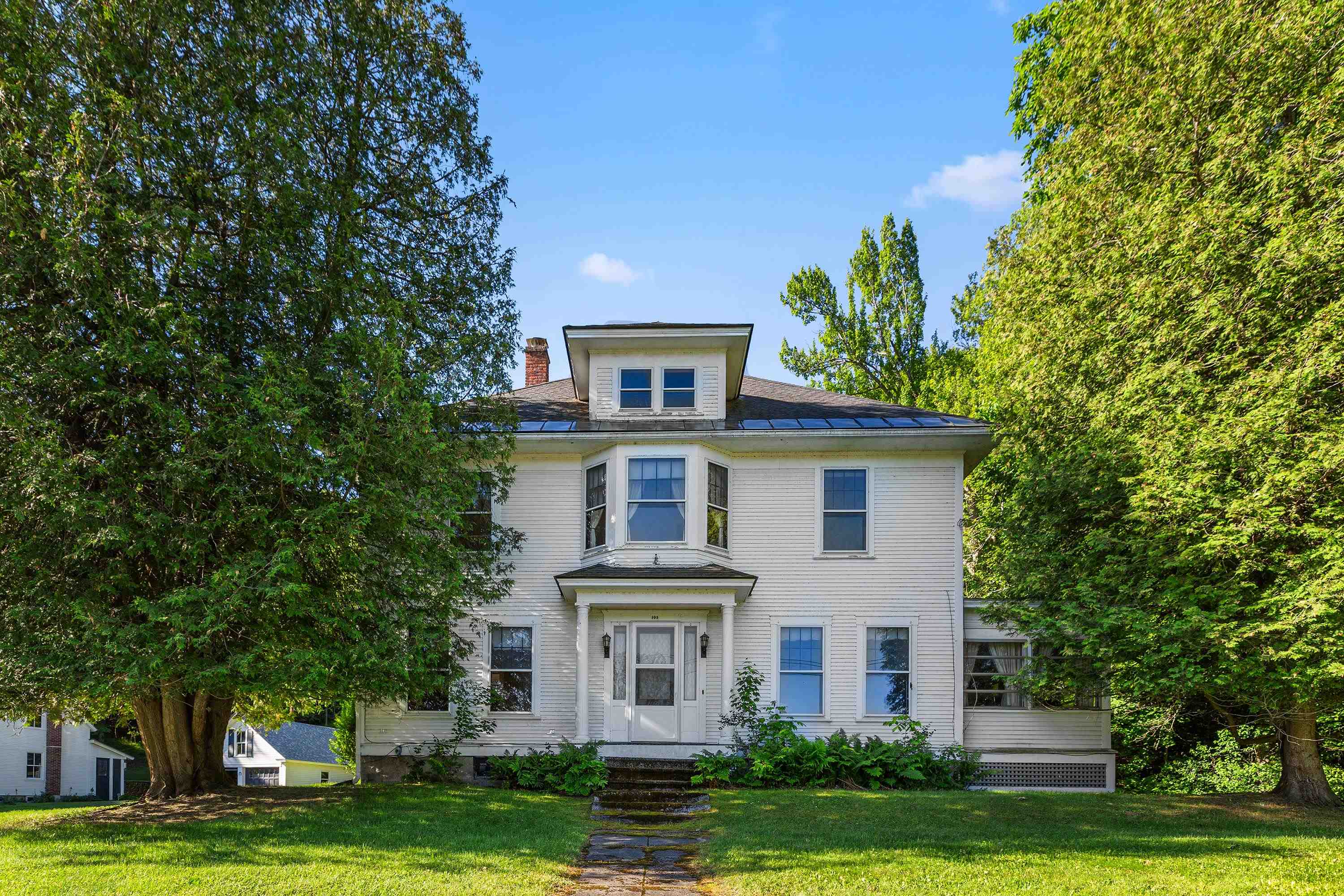 102 Bank St, Lebanon, NH 03766