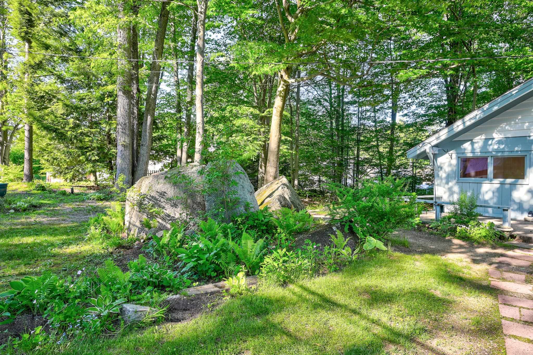 27 Ash St, Conway, NH 03860