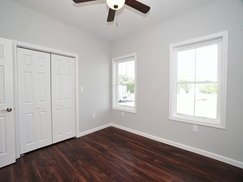 Bedroom 2 25461878