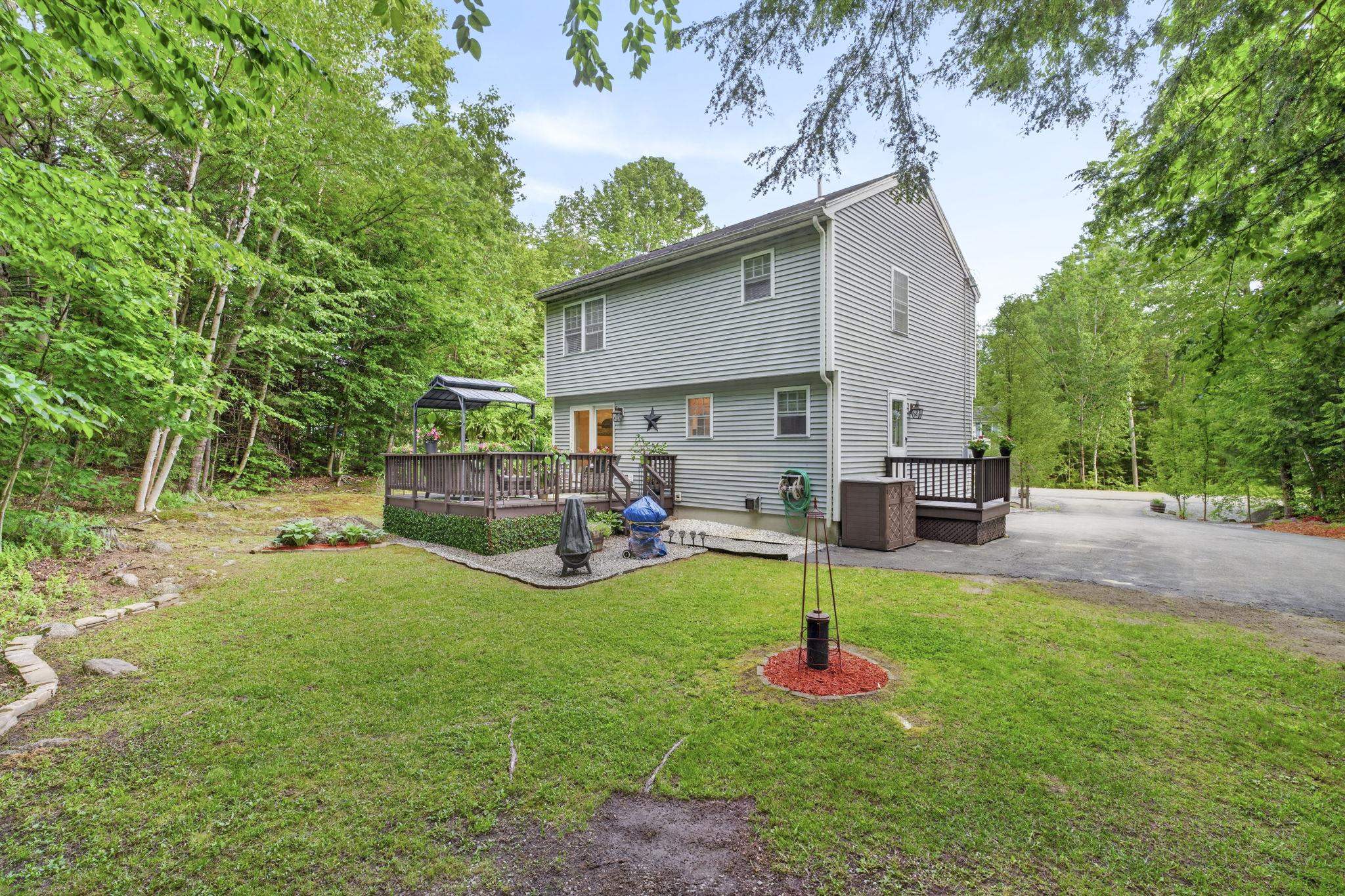 184 Jefferson Dr, Hillsborough, NH 03244